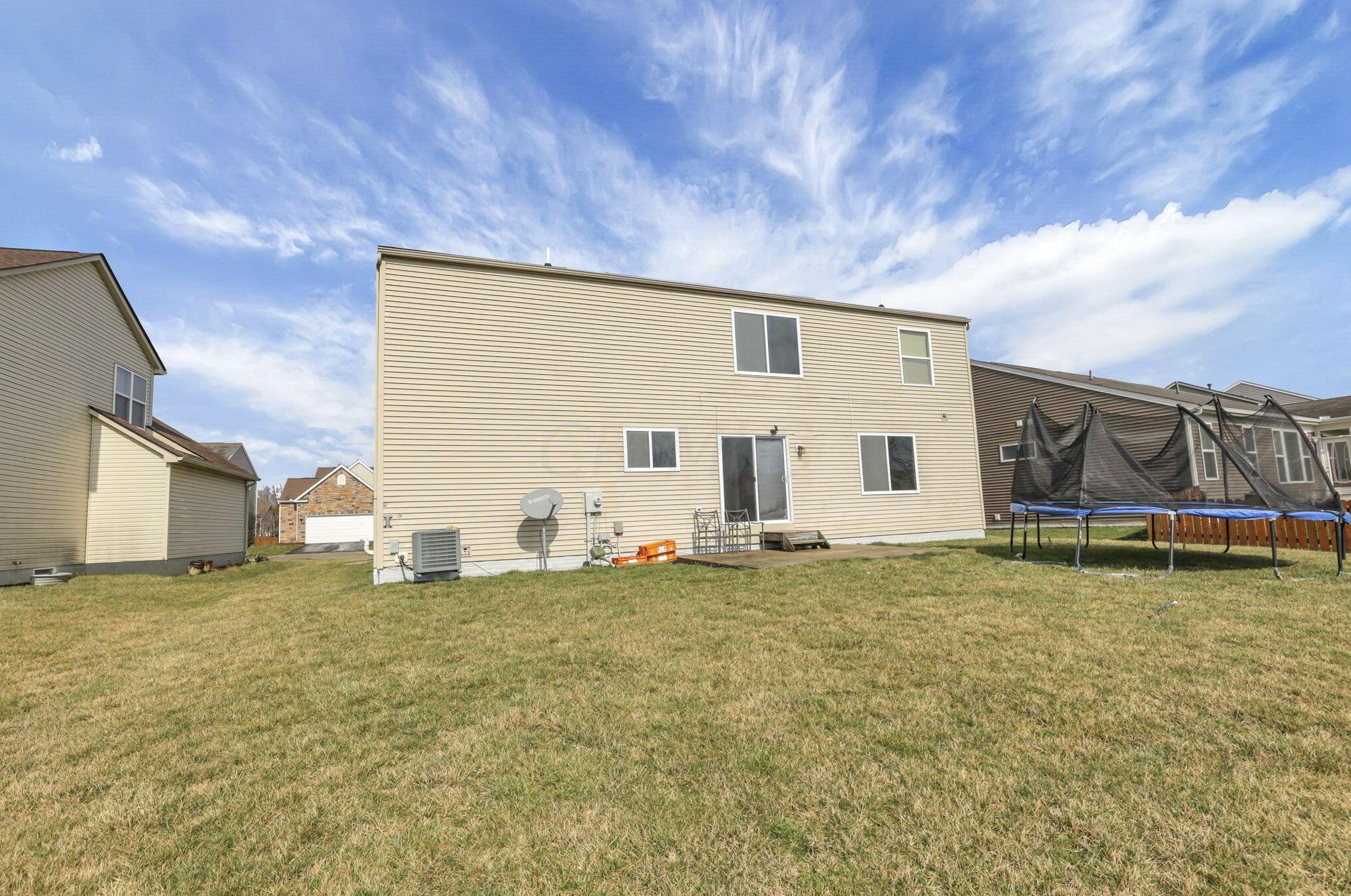 1571 Morrison Farms Dr, Blacklick OH  43004-9091 exterior