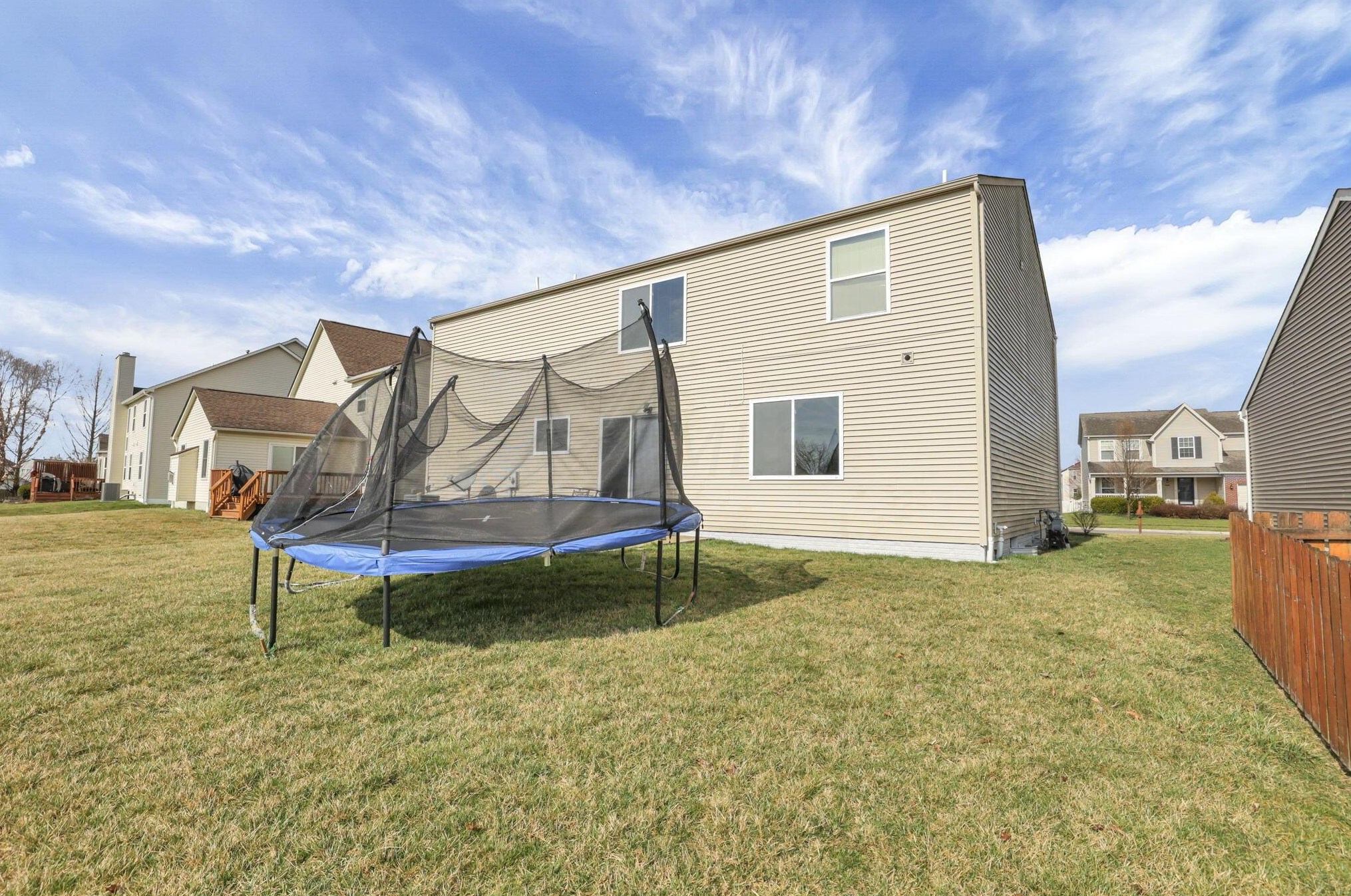 1571 Morrison Farms Dr, Blacklick OH  43004-9091 exterior