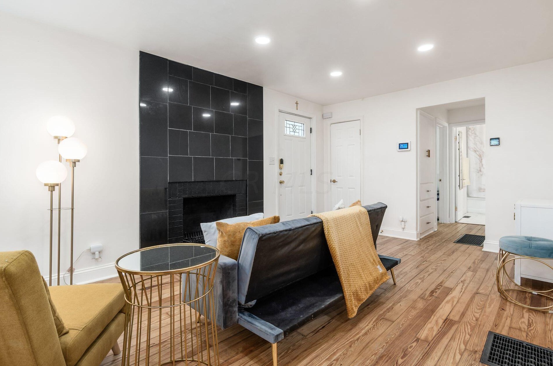 1095 Kelton Ave, Columbus OH 43206-1725 exterior