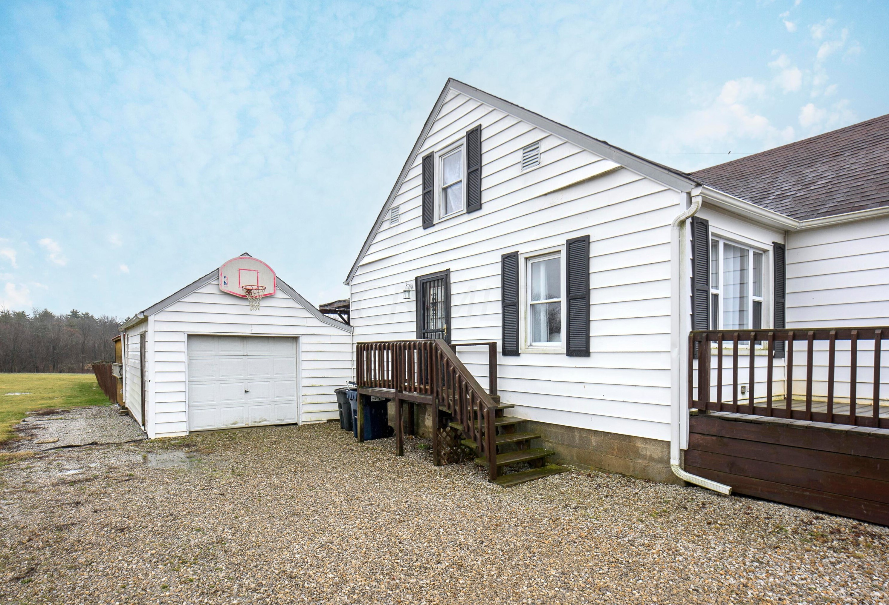 5369 Cincinnati Zanesville Rd, Lancaster OH  43130-9386 exterior