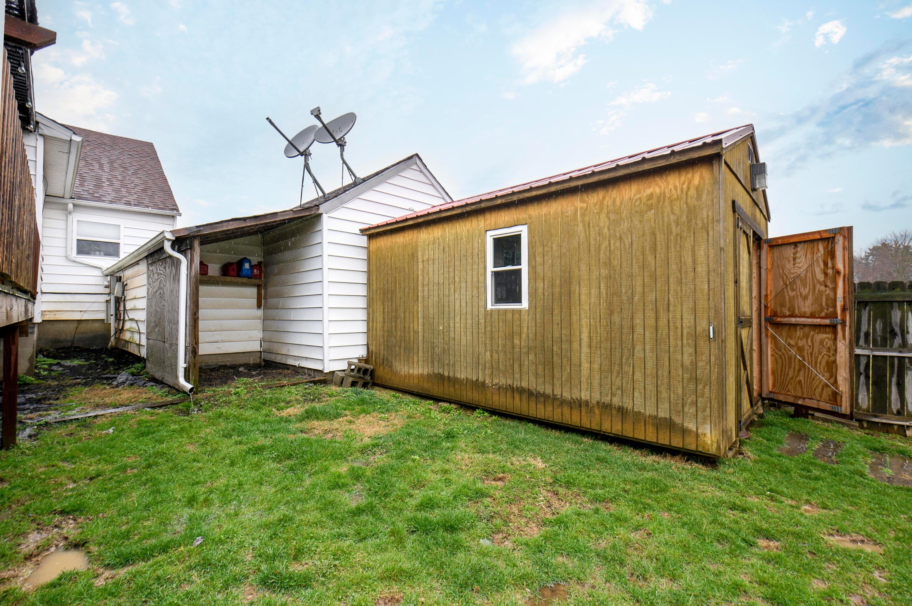 5369 Cincinnati Zanesville Rd, Lancaster OH  43130-9386 exterior