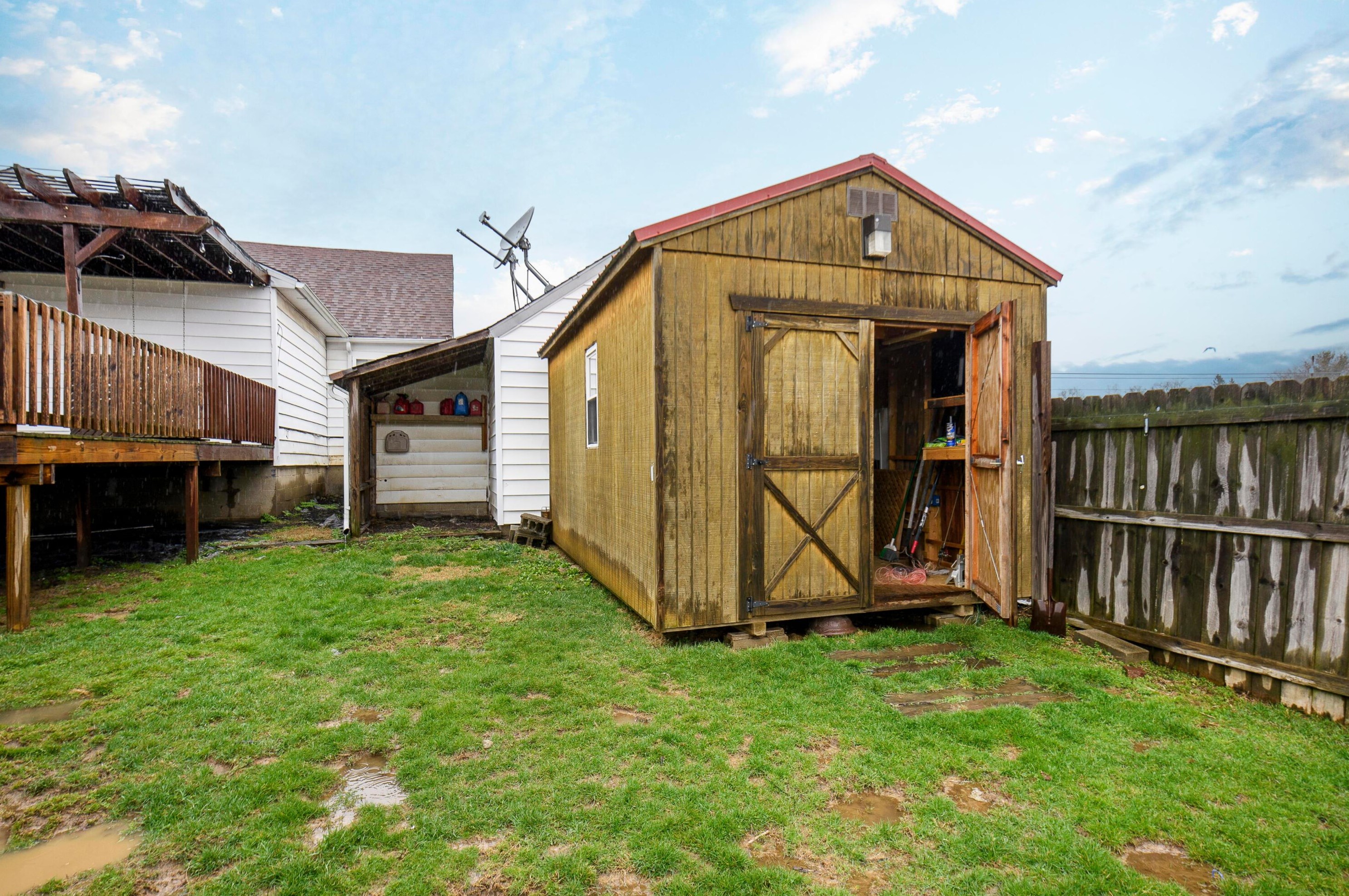 5369 Cincinnati Zanesville Rd, Lancaster OH  43130-9386 exterior