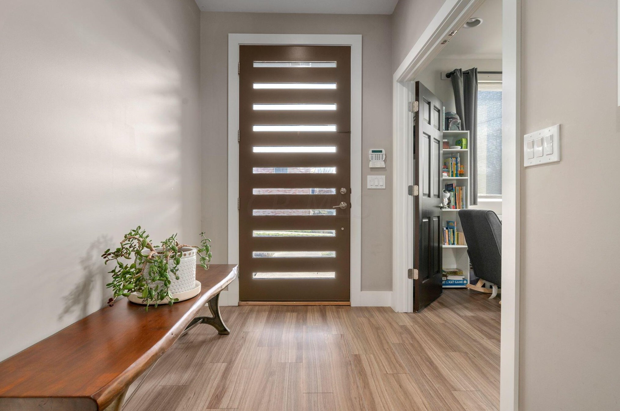 484 Kossuth St, Columbus OH  43206-2366 exterior