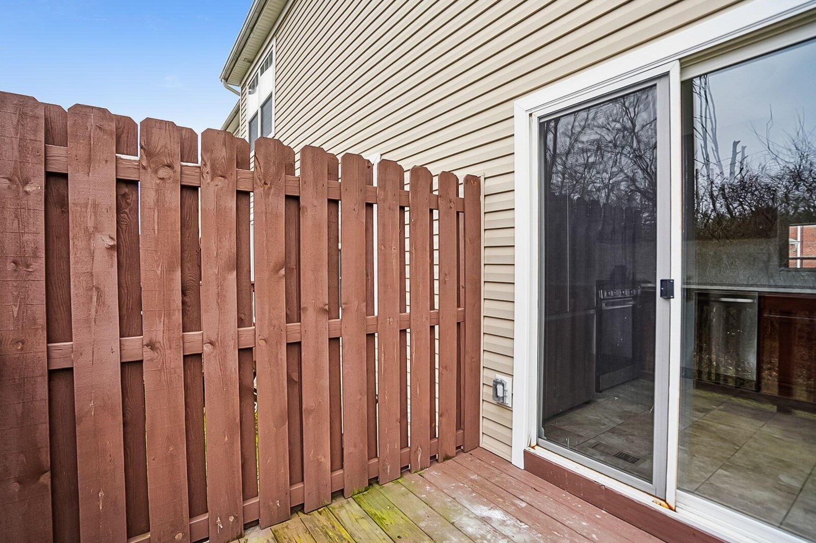 6488 Ash Rock Cir, Westerville OH  43081-7109 exterior