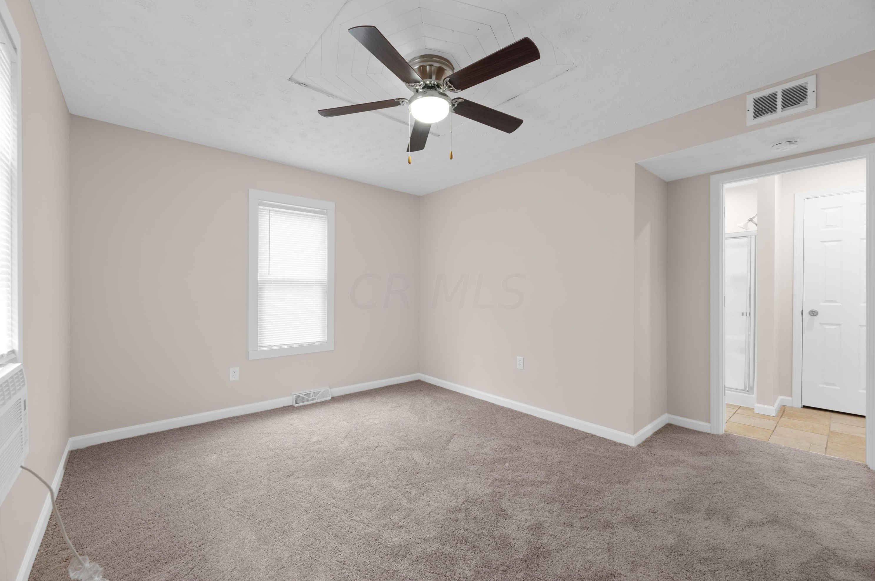 187 Madison St, Mount Sterling OH  43143-1020 exterior