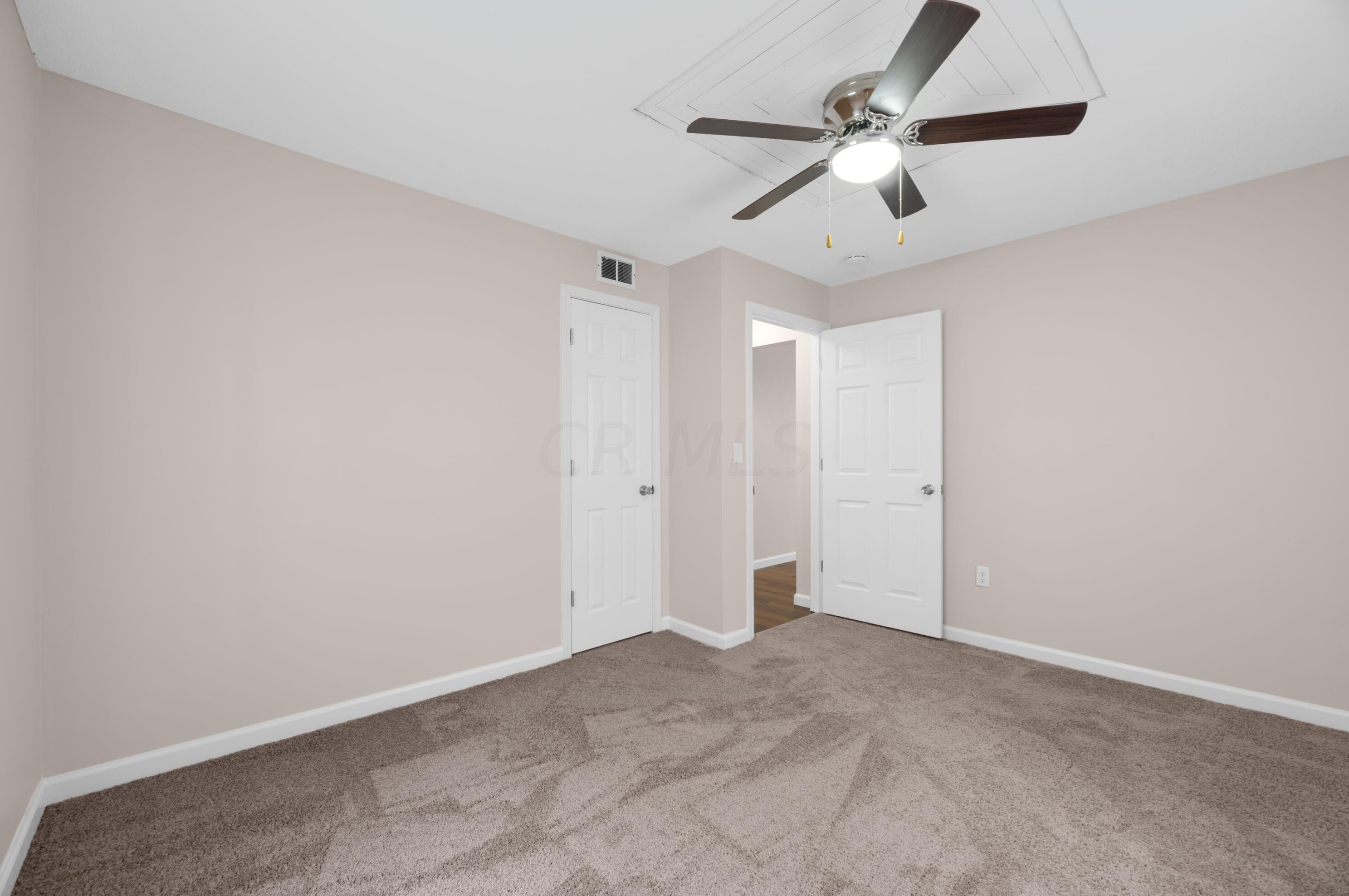 187 Madison St, Mount Sterling OH  43143-1020 exterior