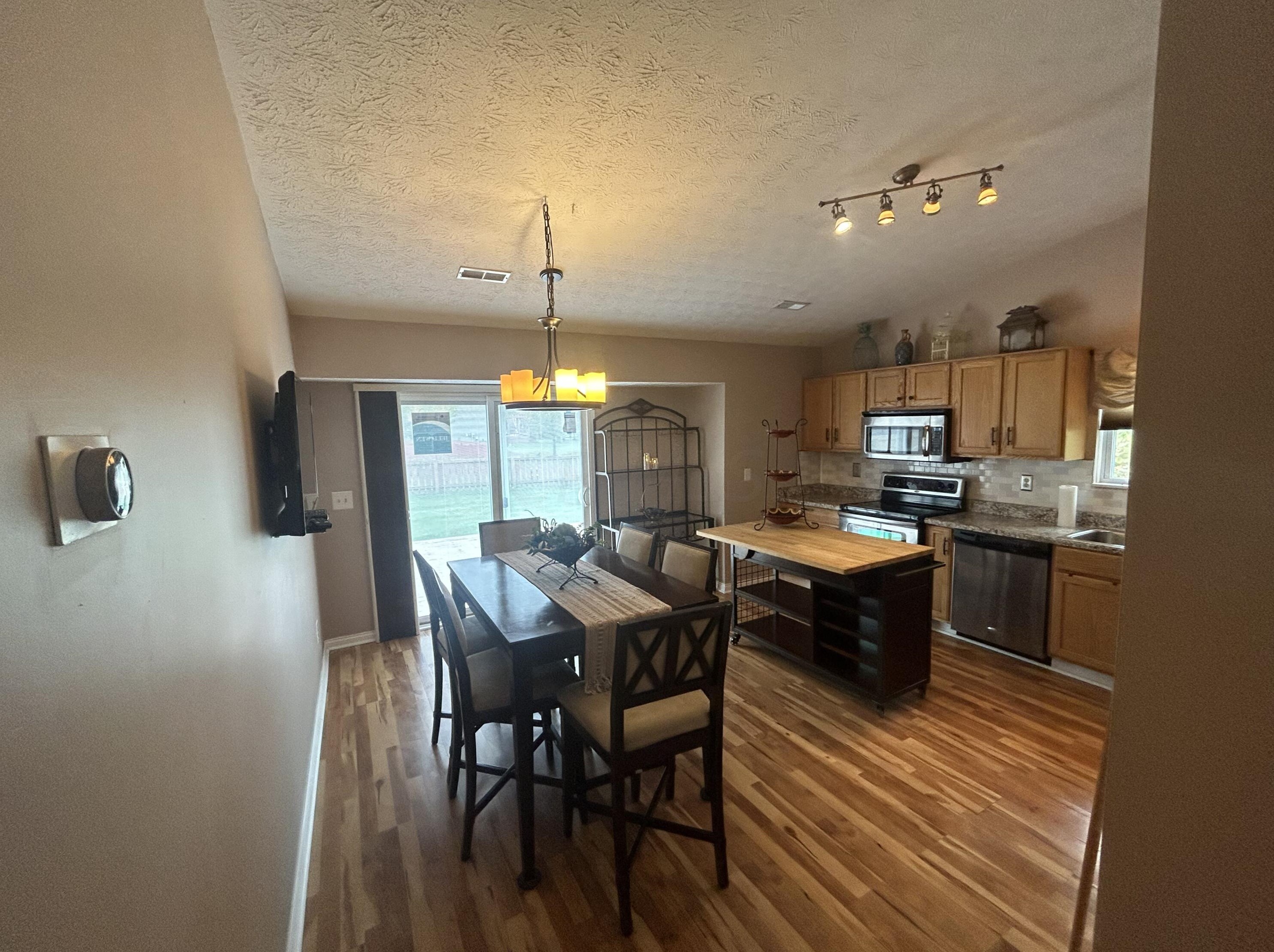 7709 Waggoner Chase Blvd, Blacklick OH  43004-9191 exterior