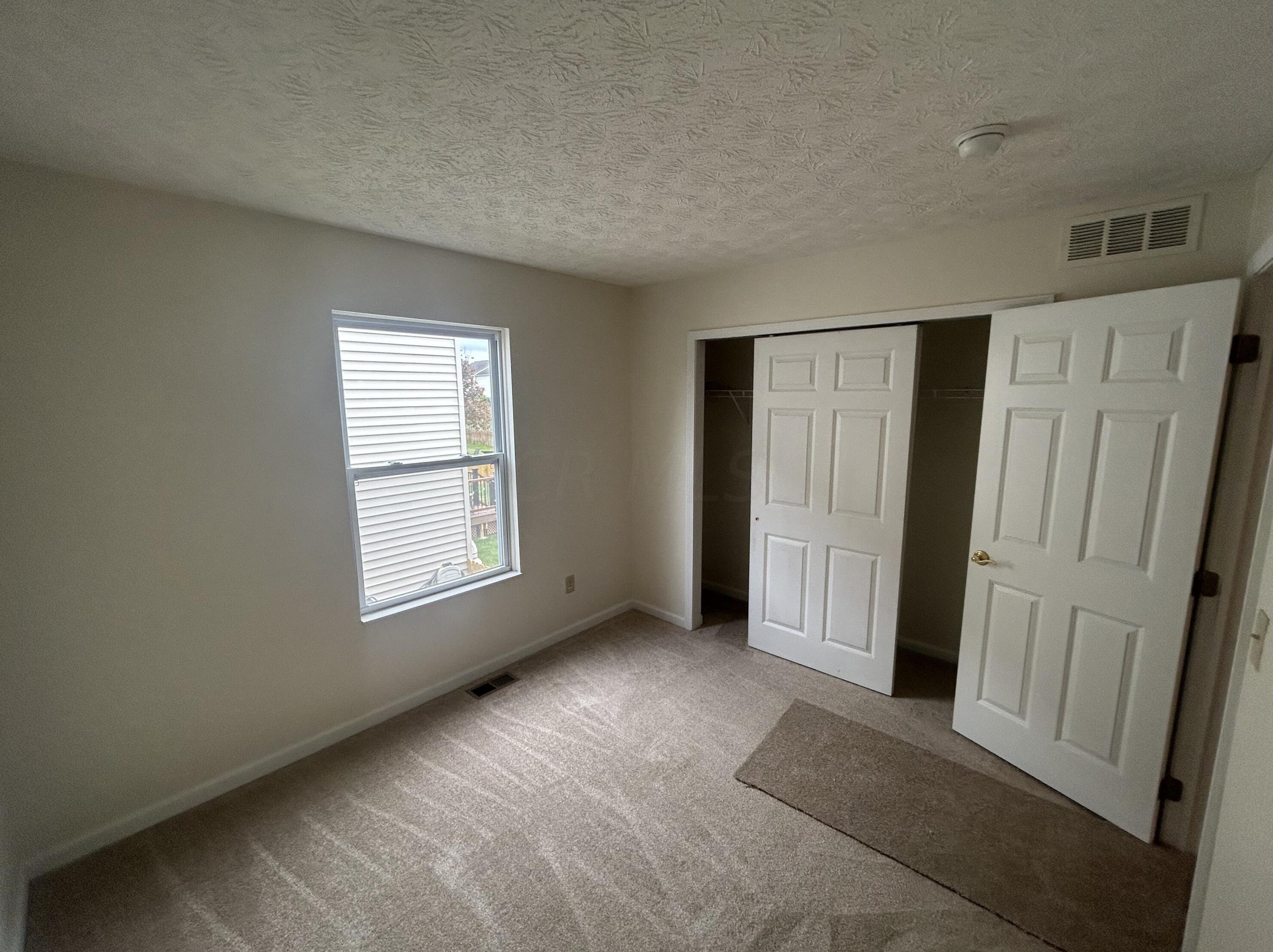 7709 Waggoner Chase Blvd, Blacklick OH  43004-9191 exterior