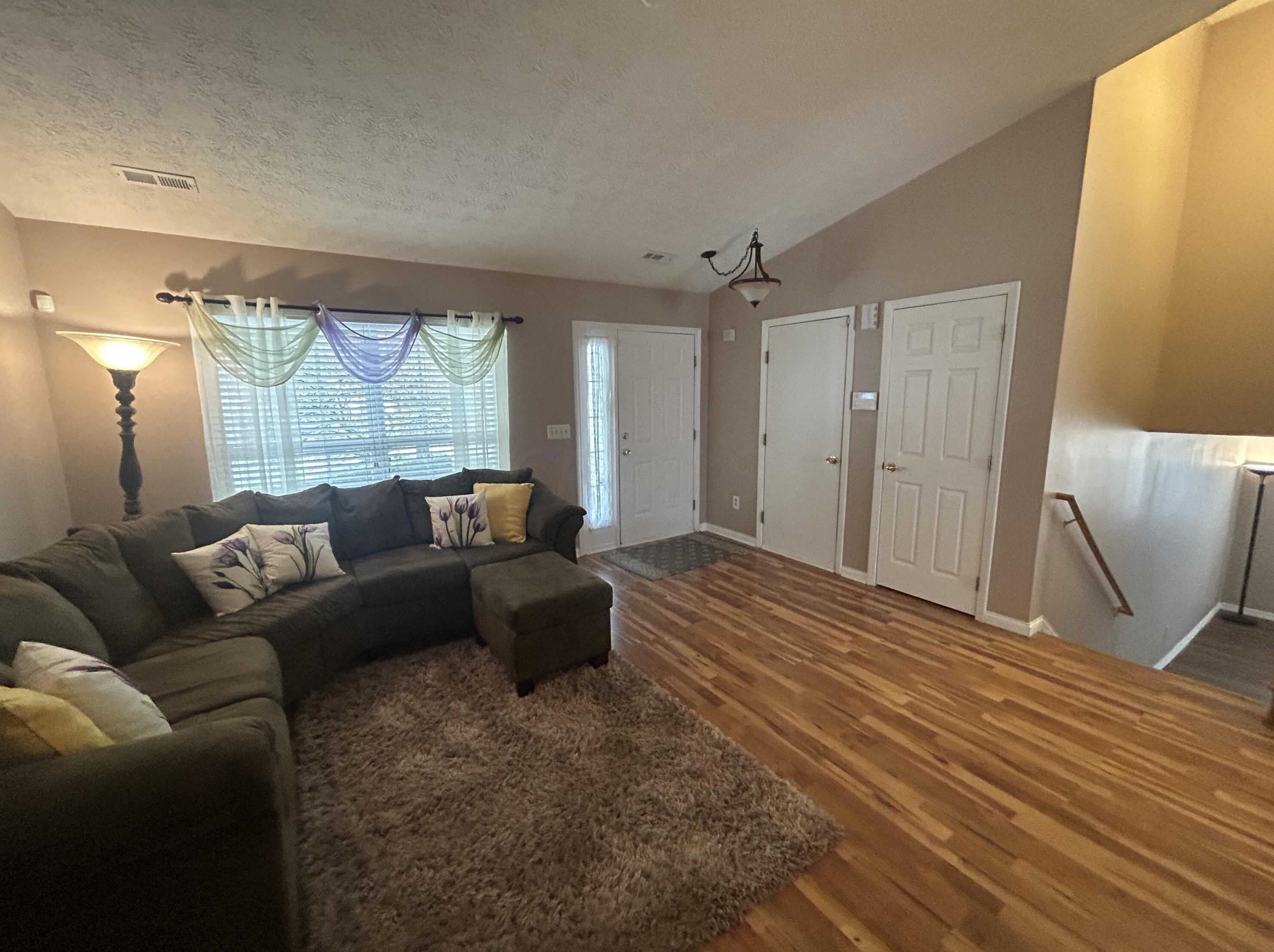 7709 Waggoner Chase Blvd, Blacklick OH  43004-9191 exterior