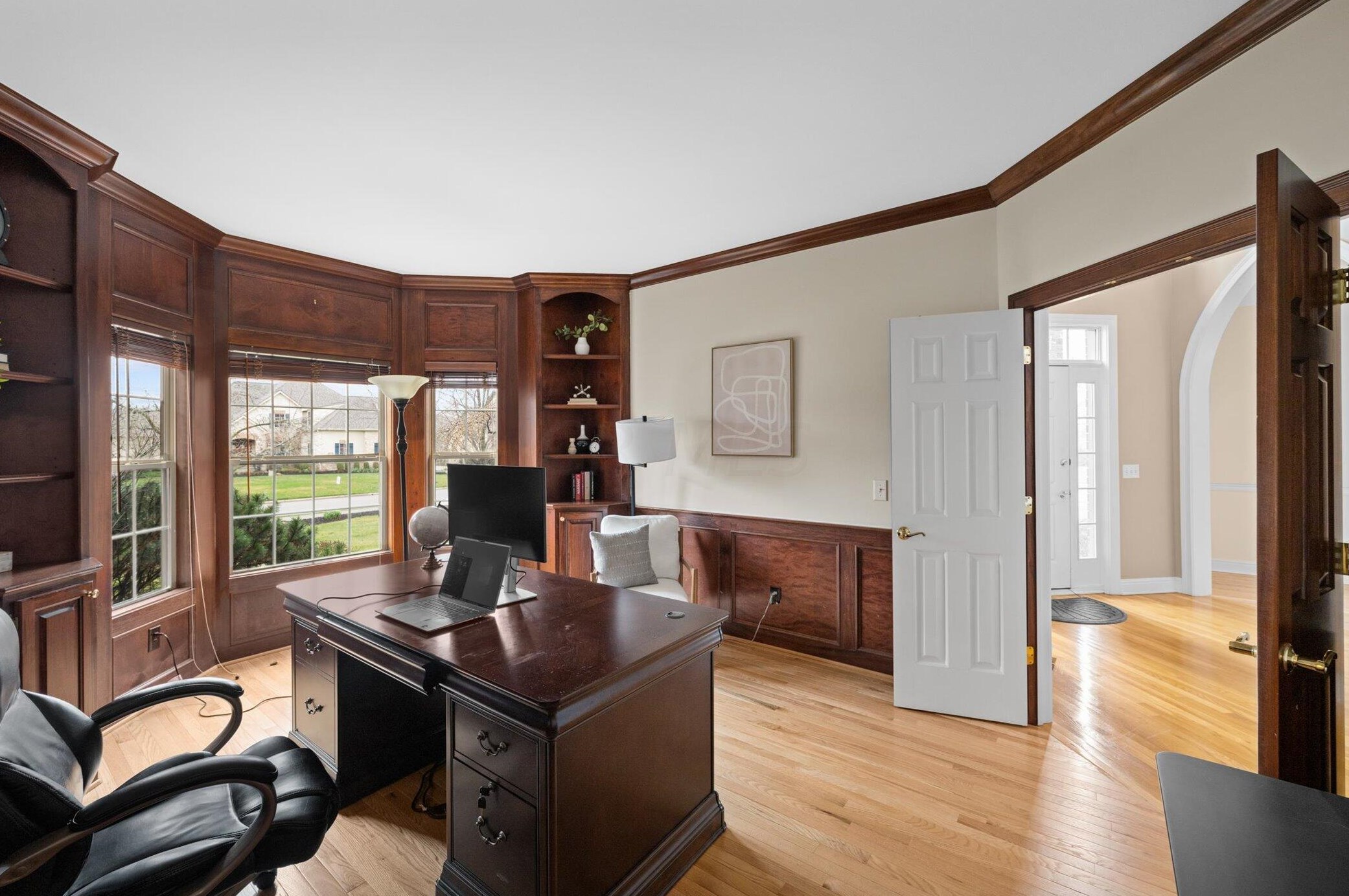 8244 Campden Lakes Blvd, Dublin OH  43016-8252 exterior