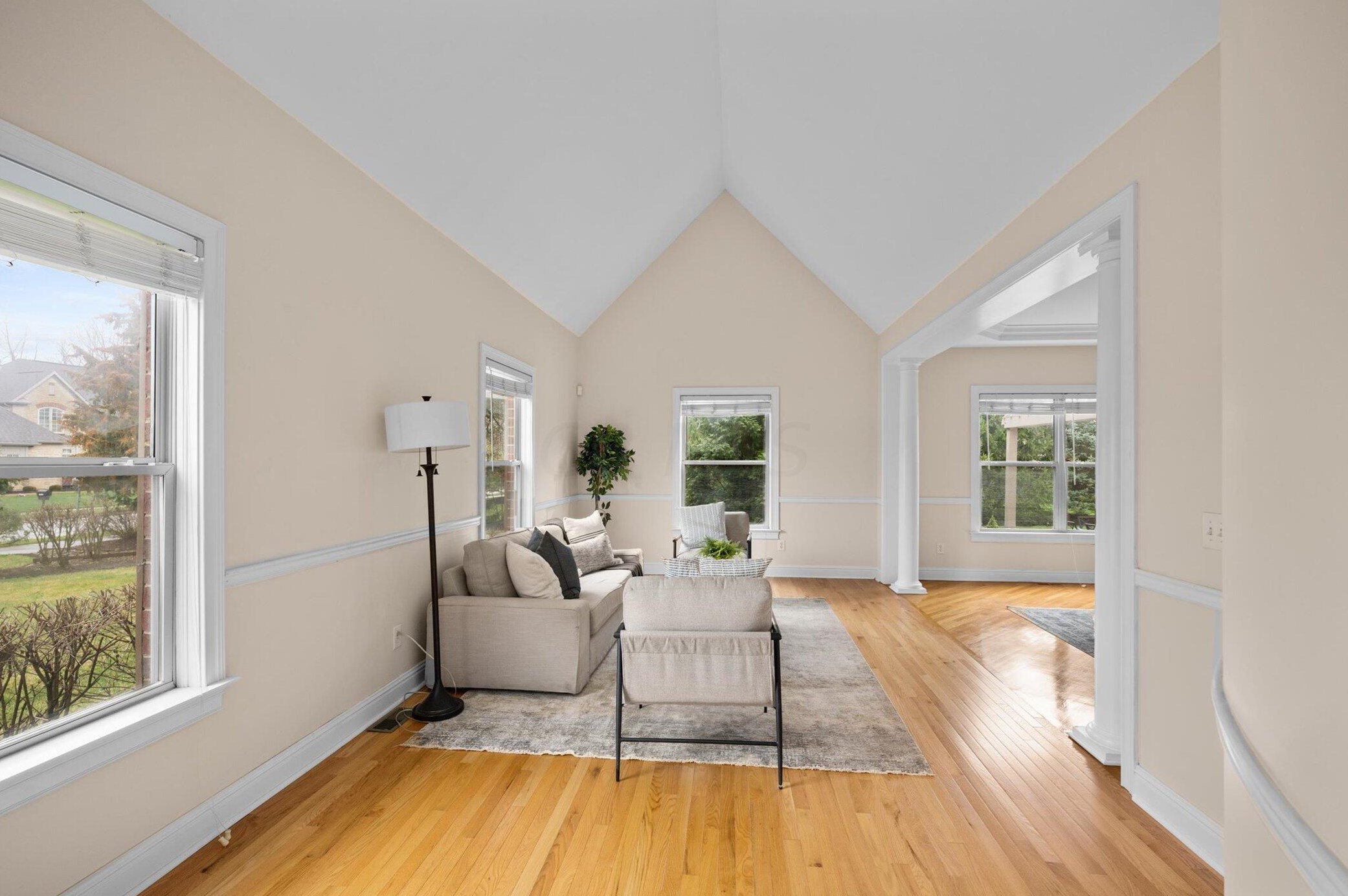 8244 Campden Lakes Blvd, Dublin OH  43016-8252 exterior