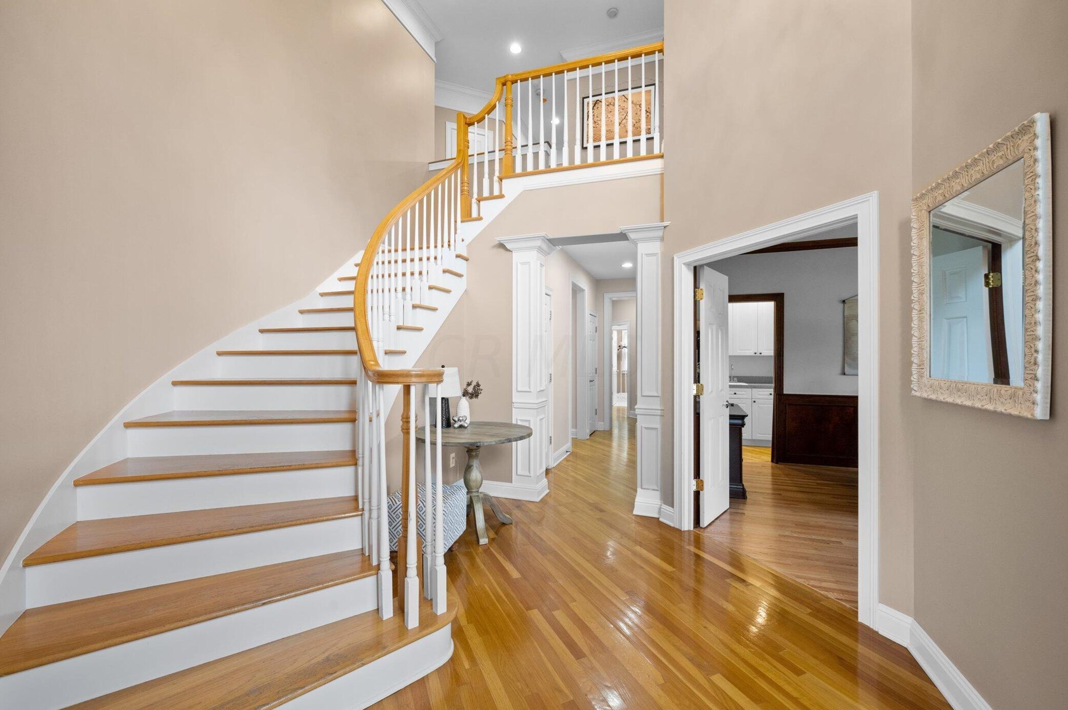 8244 Campden Lakes Blvd, Dublin OH  43016-8252 exterior