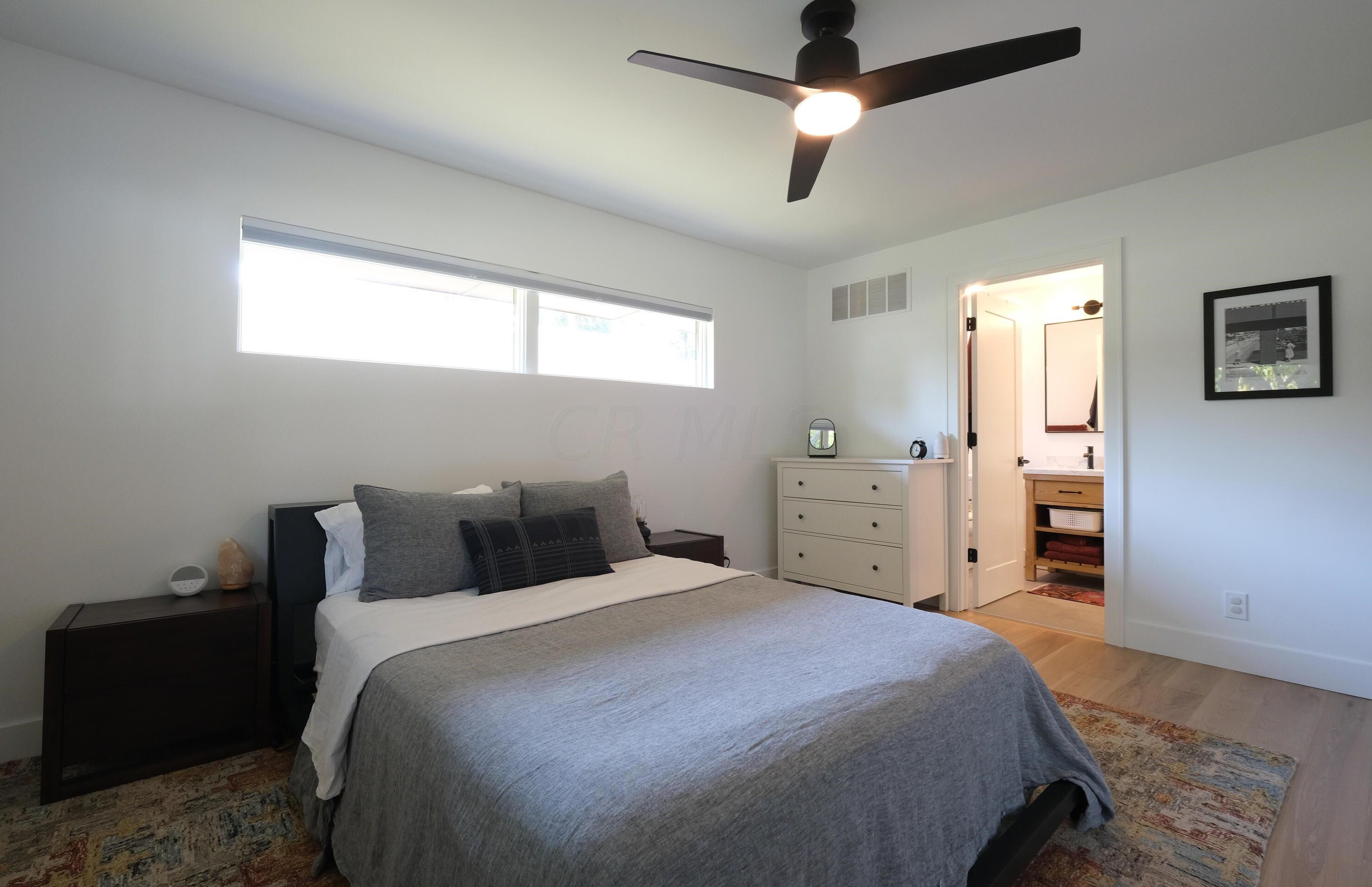 3049 Leeds Rd, Columbus OH  43221-2628 exterior