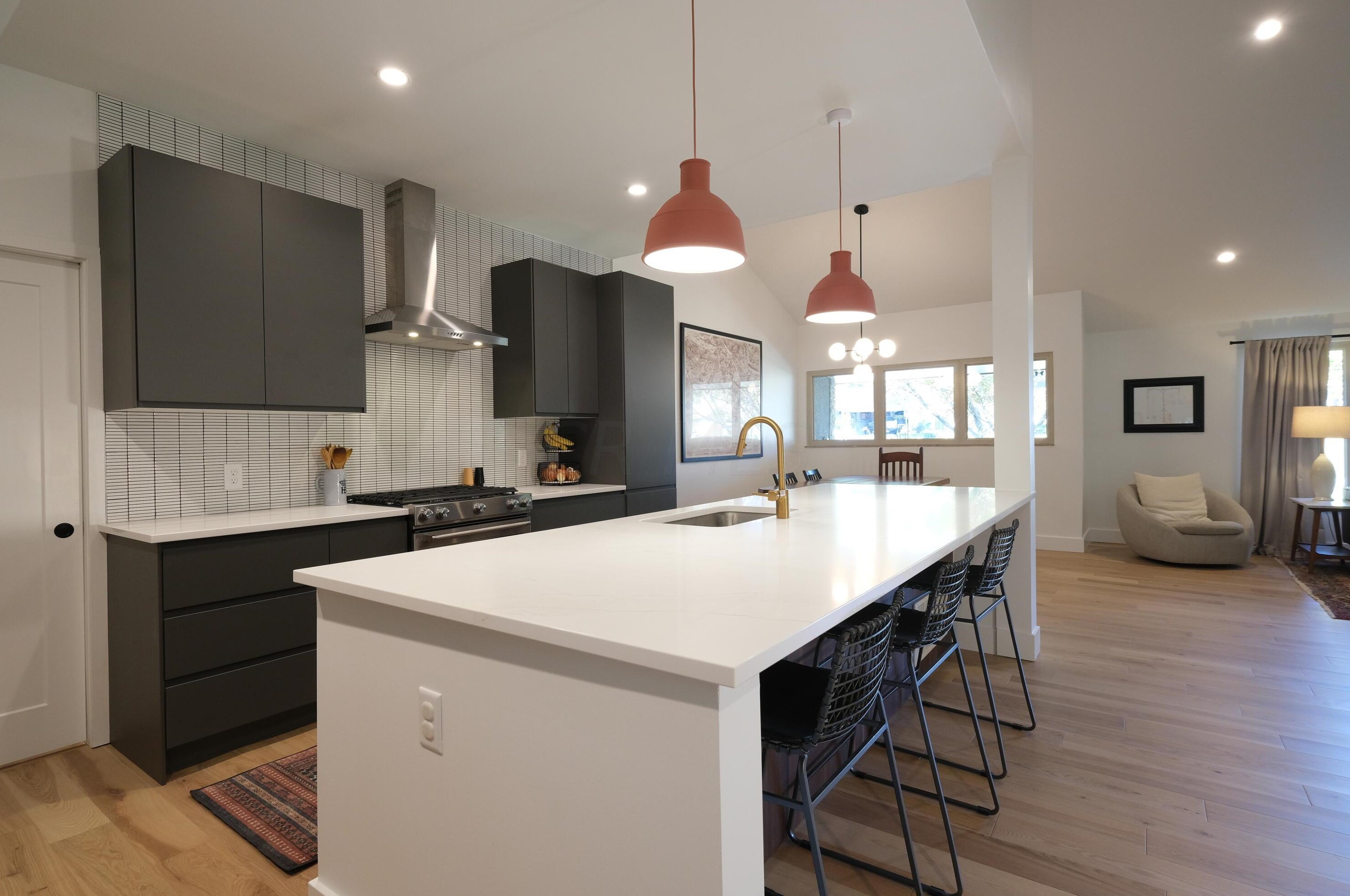 3049 Leeds Rd, Columbus OH  43221-2628 exterior