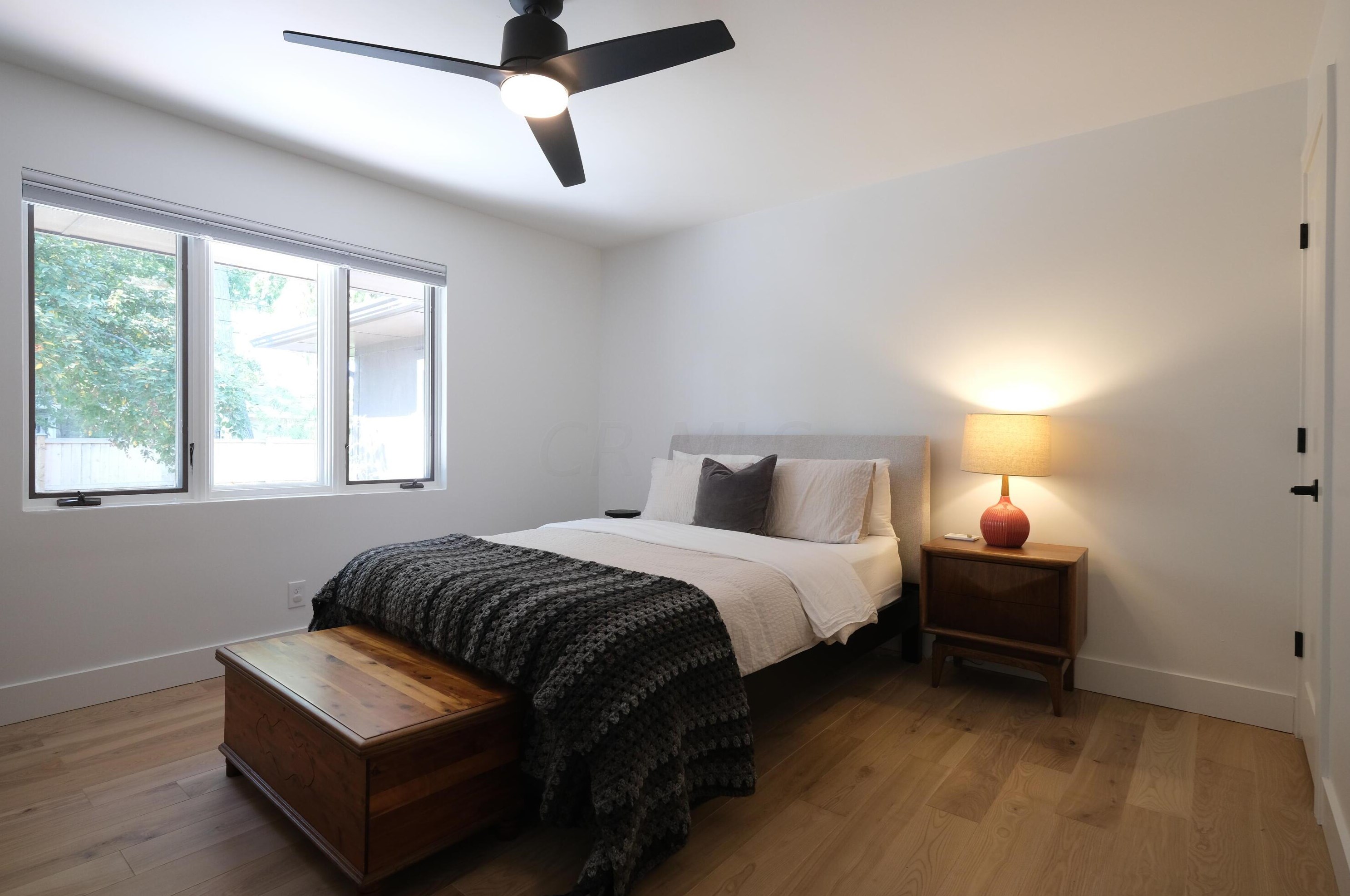 3049 Leeds Rd, Columbus OH  43221-2628 exterior