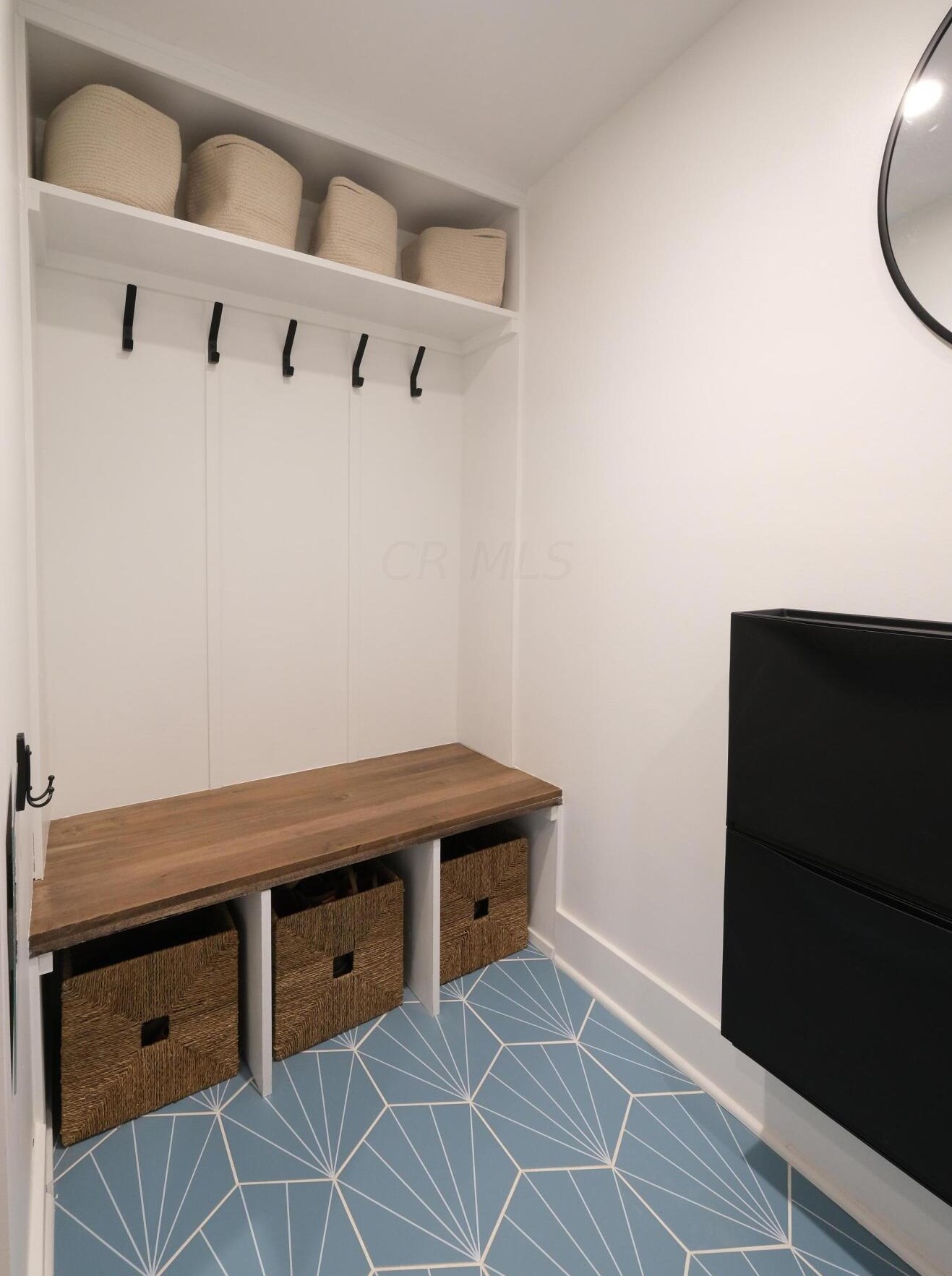 3049 Leeds Rd, Columbus OH  43221-2628 exterior