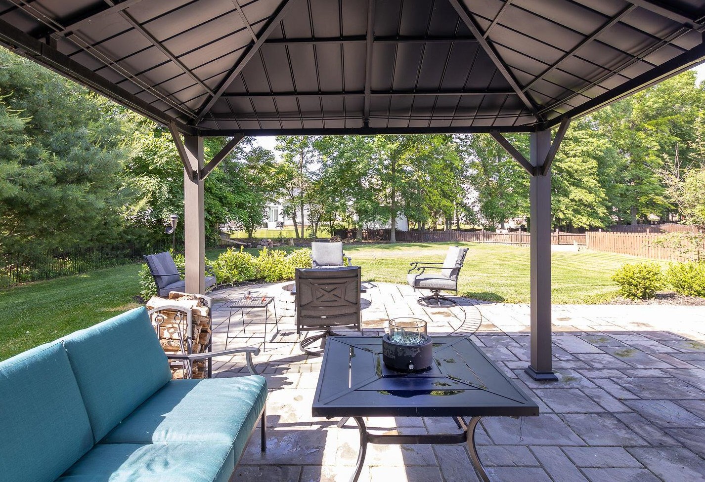 621 Norfolk Ct, Pickerington OH  43147-2066 exterior