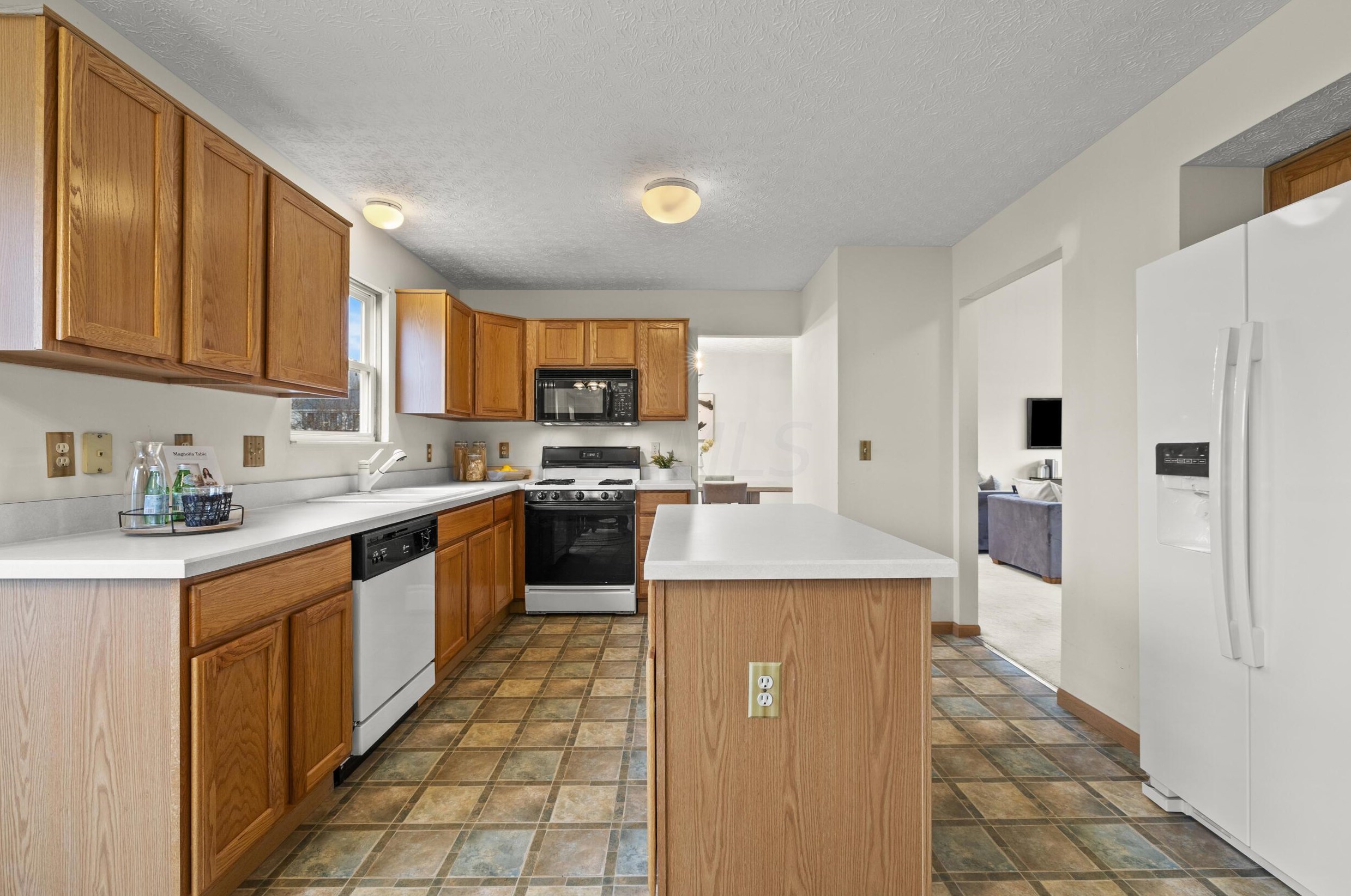 1233 Tannic St, Blacklick OH  43004-8784 exterior