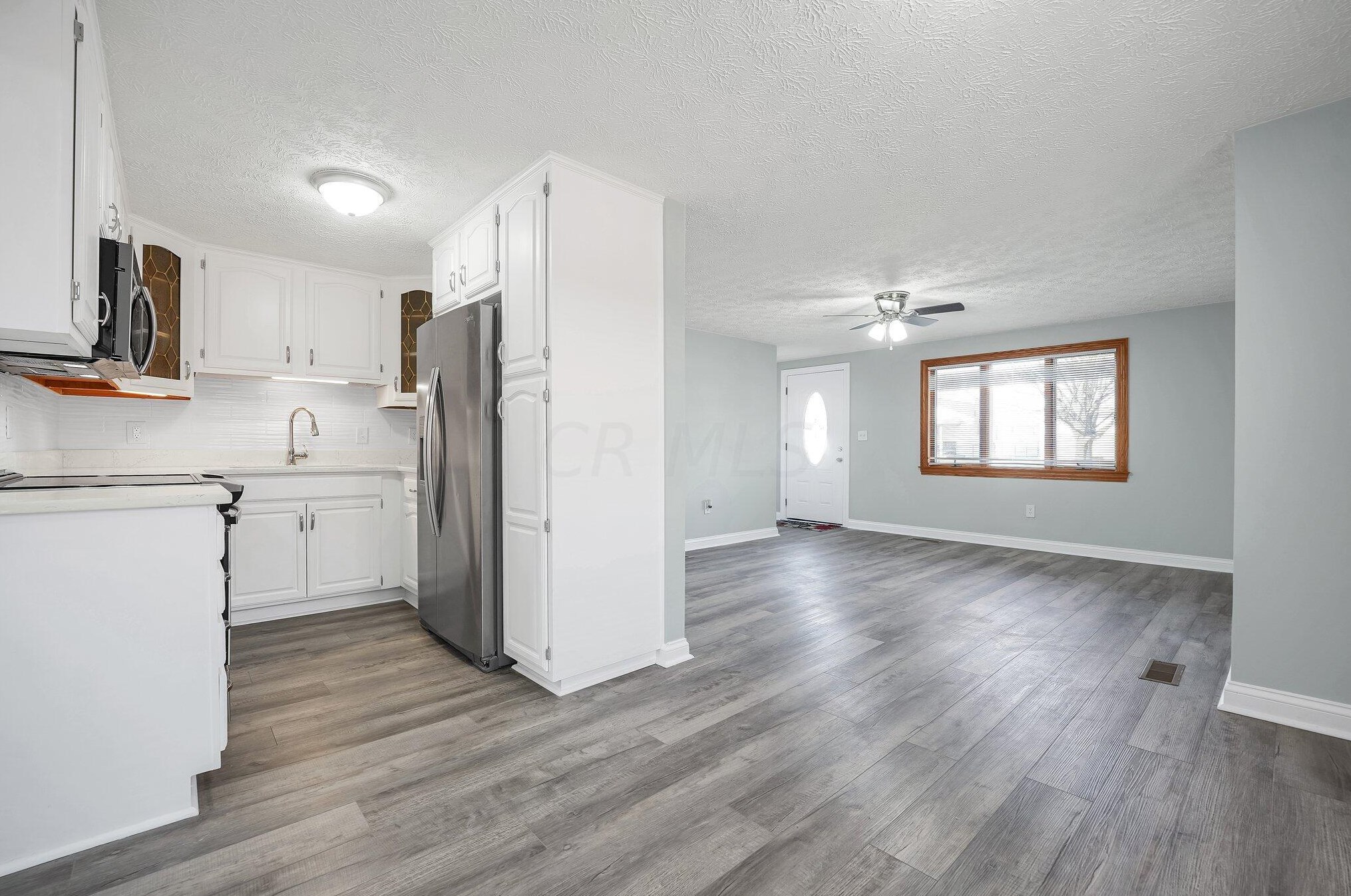 702 Josephine Ave, Columbus OH  43204-1113 exterior