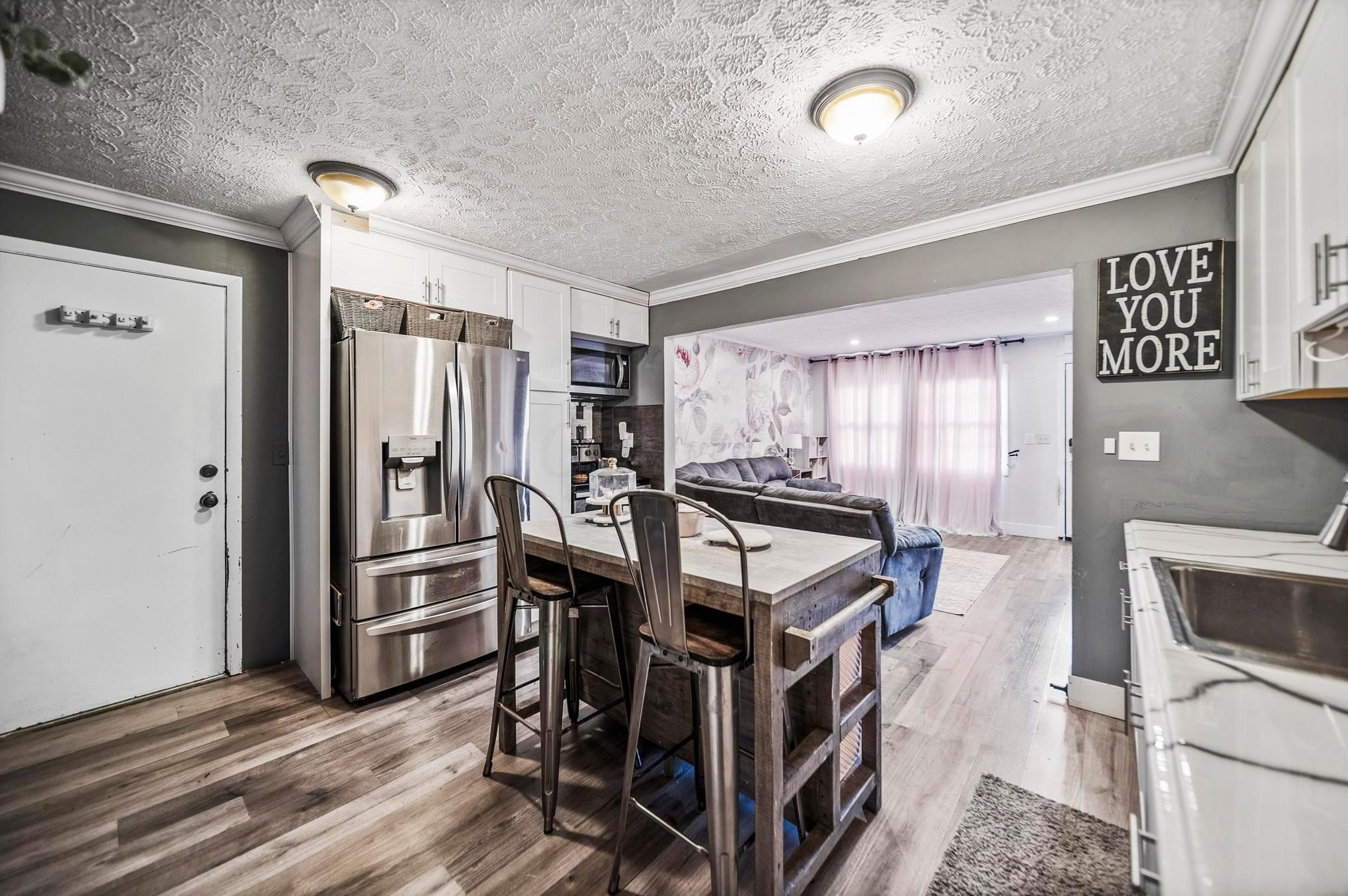 3837 Armada Rd, Columbus OH  43232-6205 exterior