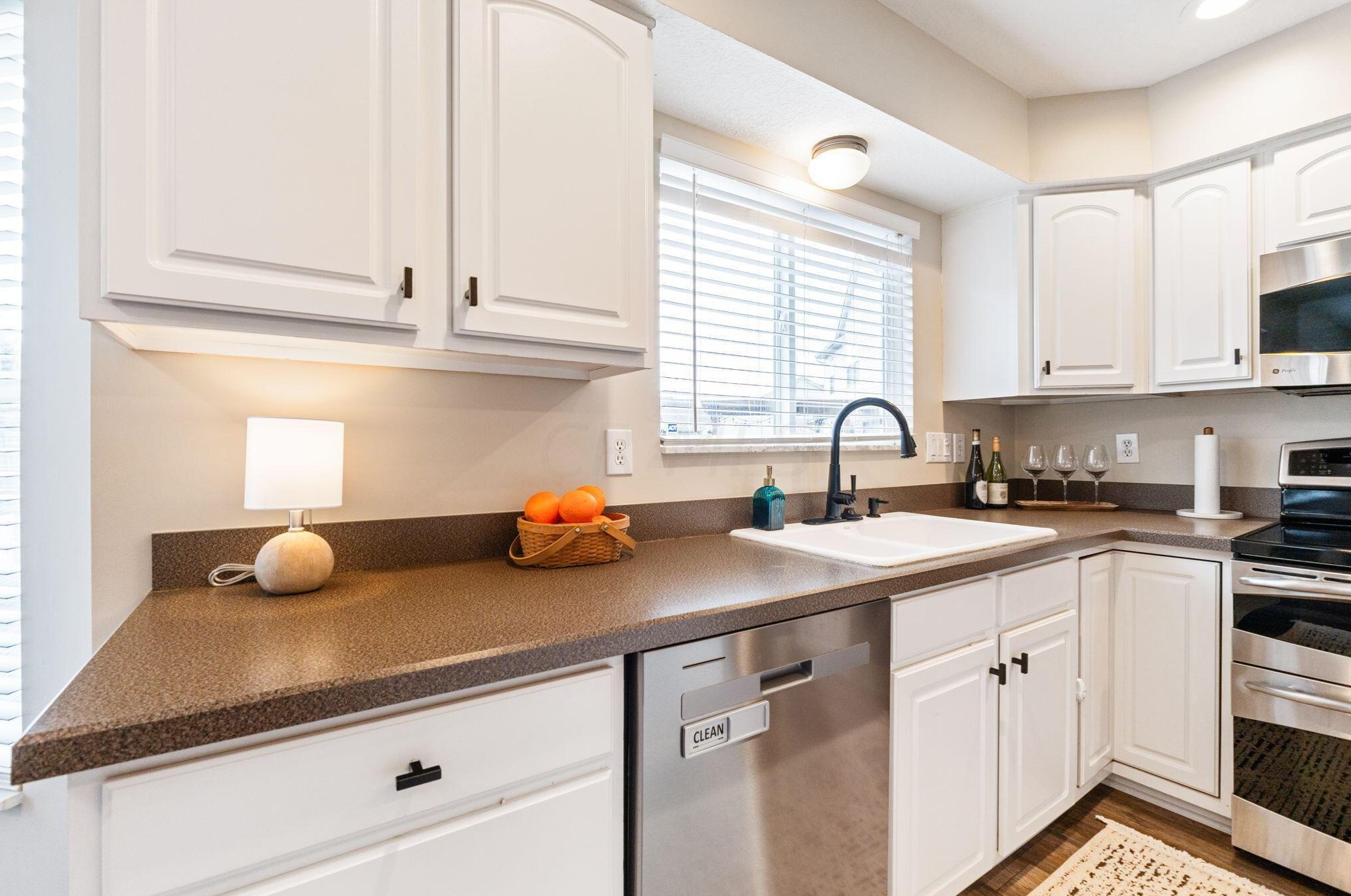 5530 Bunstine Dr, Westerville OH  43081-8218 exterior