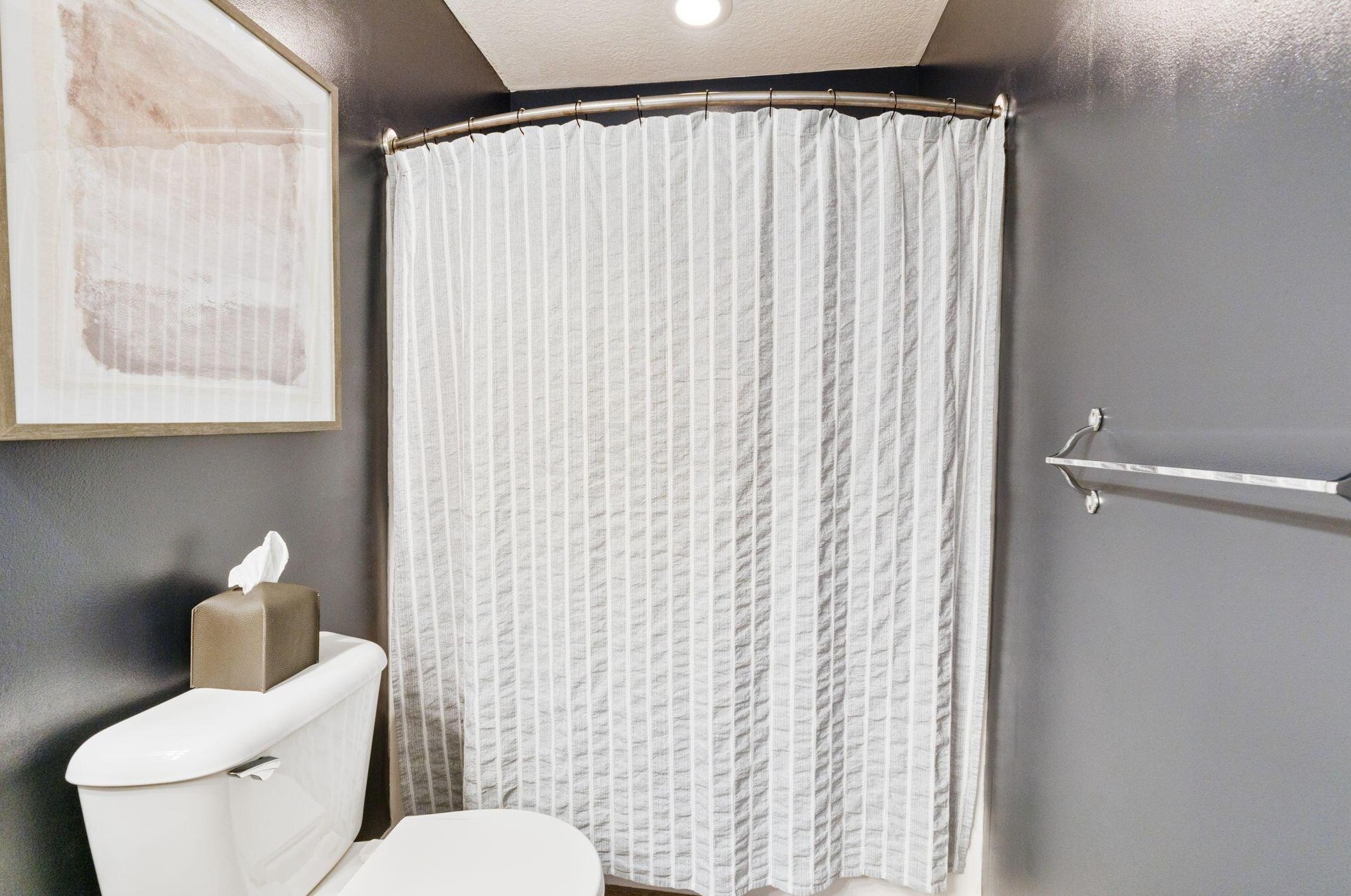 5530 Bunstine Dr, Westerville OH  43081-8218 exterior