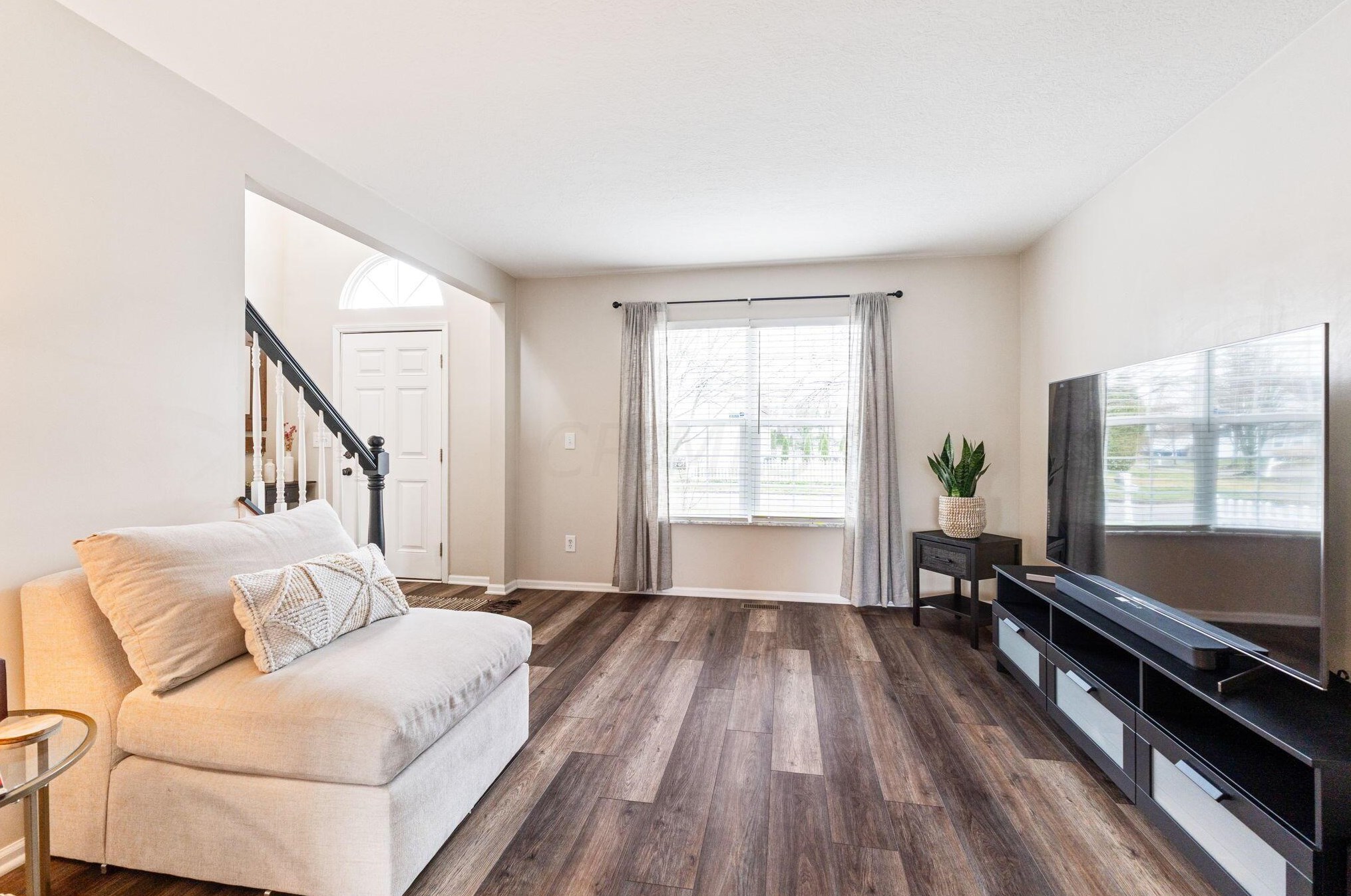 5530 Bunstine Dr, Westerville OH  43081-8218 exterior