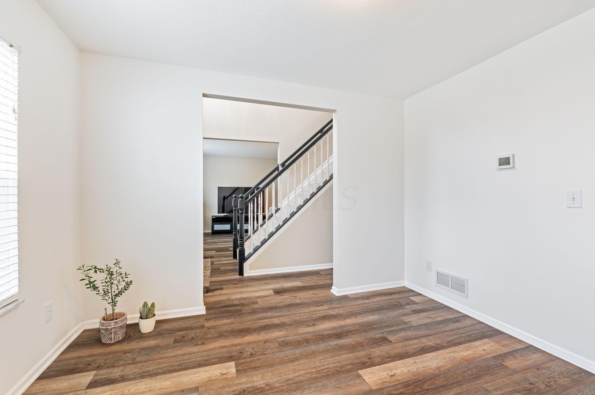 5530 Bunstine Dr, Westerville OH  43081-8218 exterior