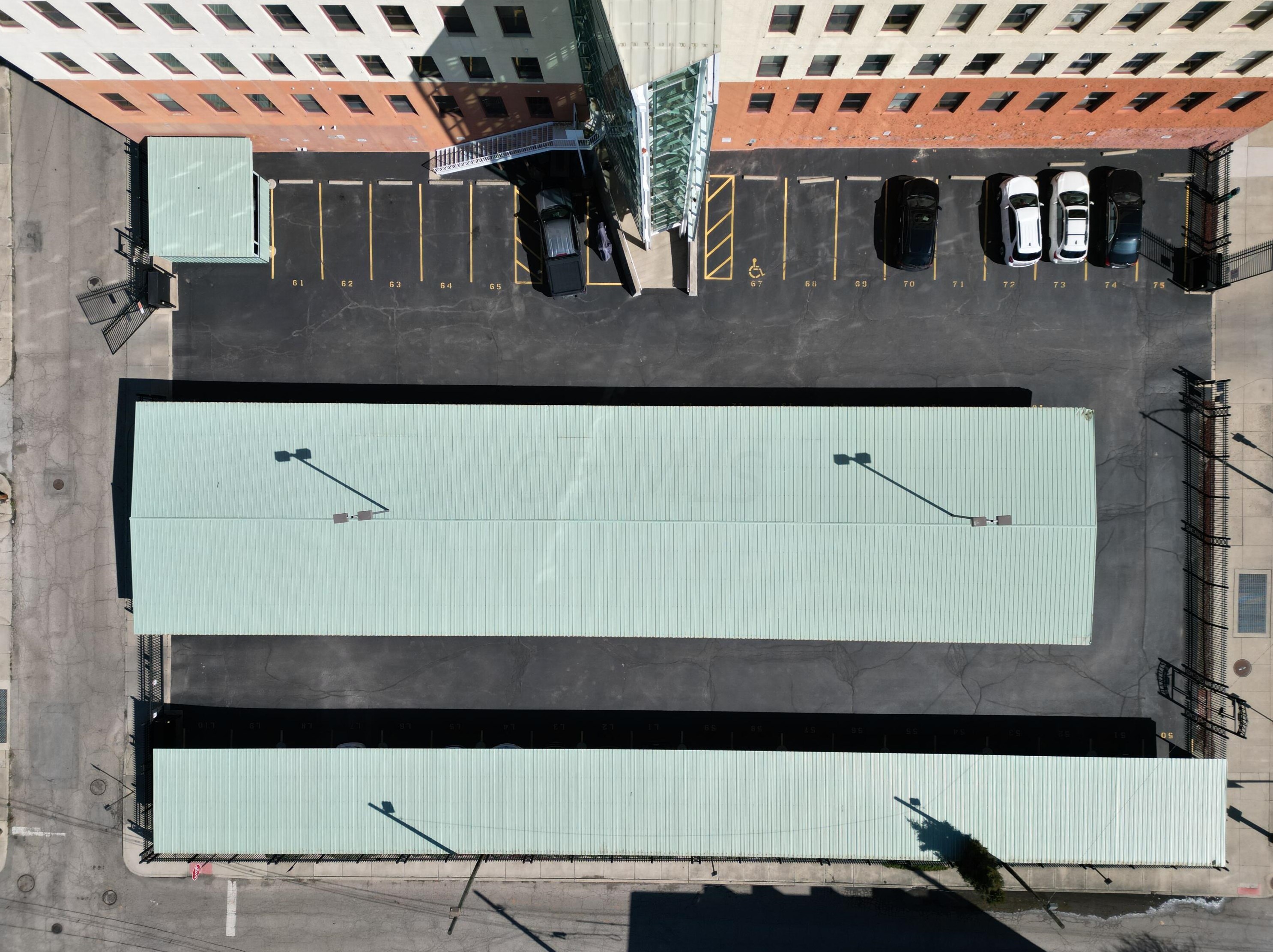 150 Main St, Columbus OH  43215-5269 exterior