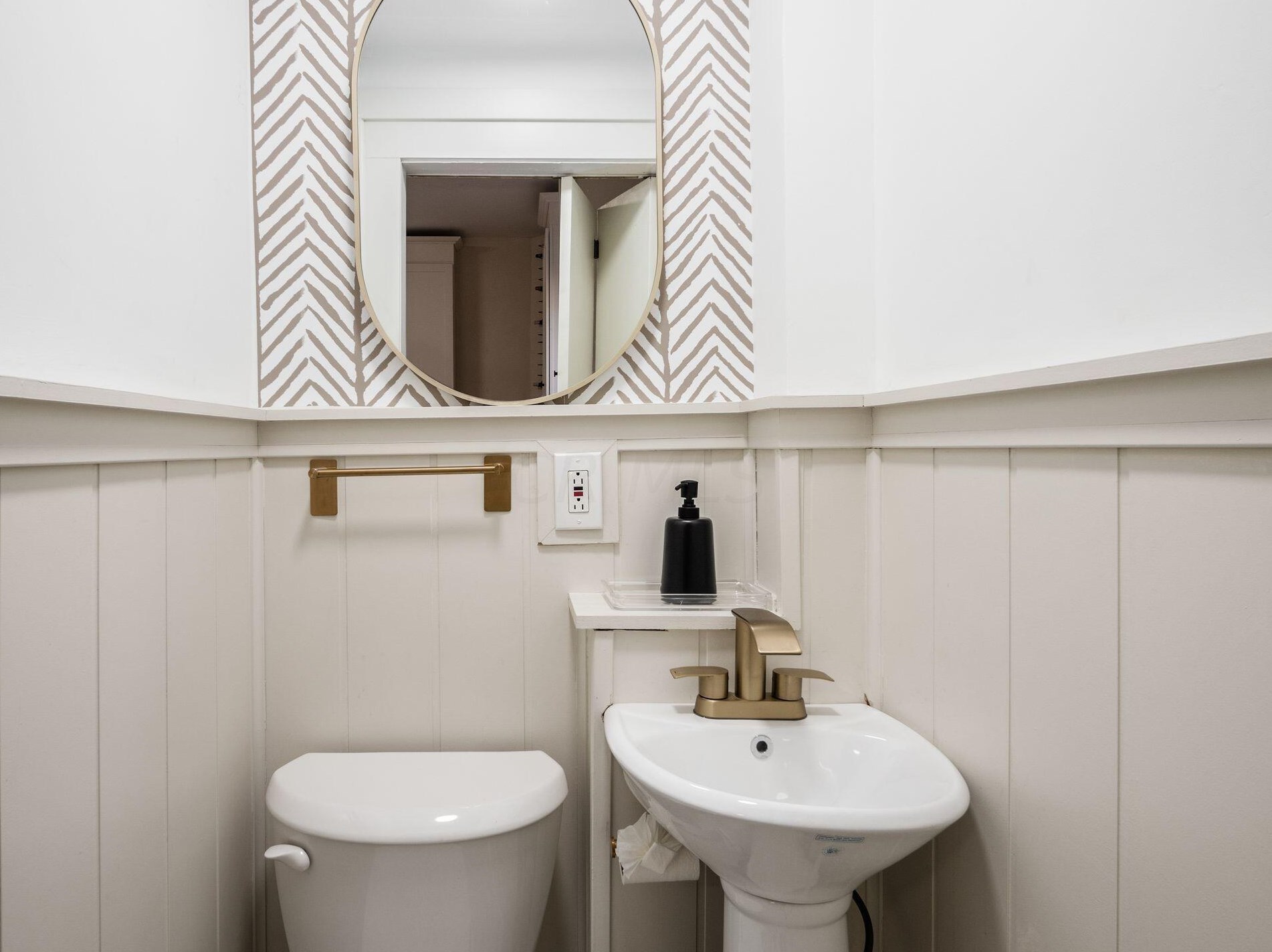 344 Kossuth St, Columbus OH  43206-2260 exterior