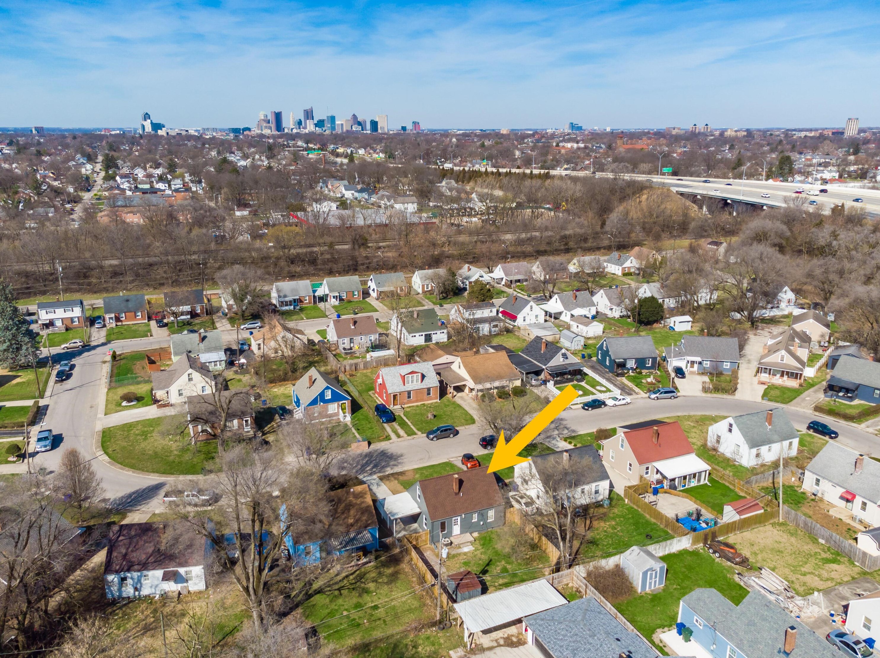 842 Clay Ct, Columbus OH  43205-1652 exterior