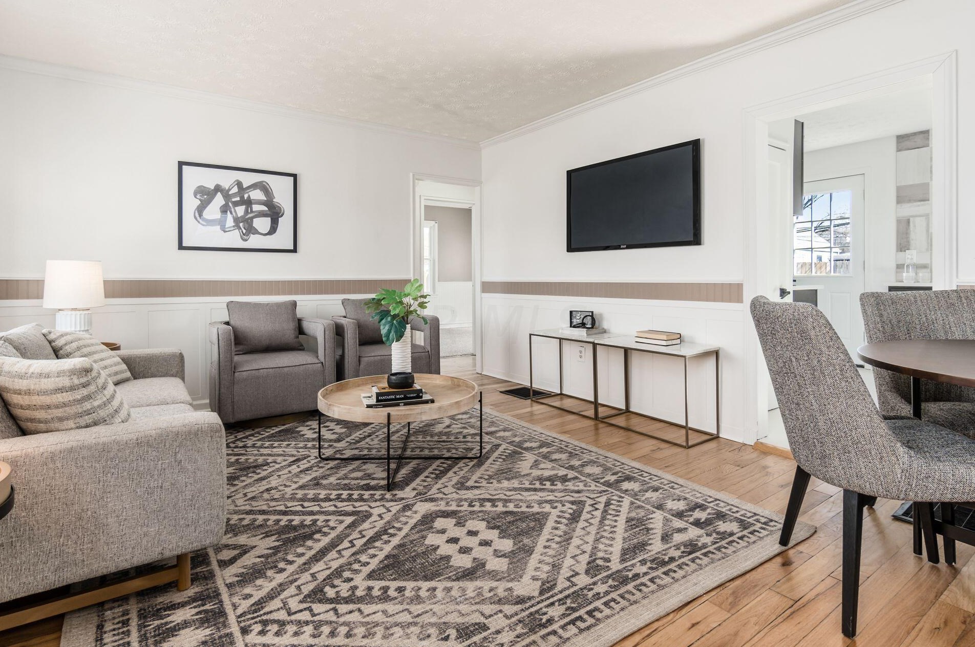 842 Clay Ct, Columbus OH  43205-1652 exterior