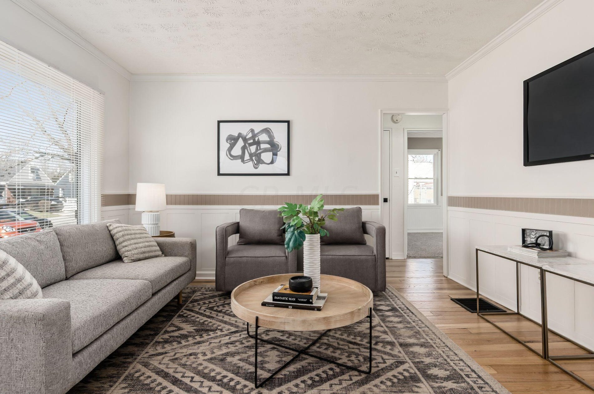 842 Clay Ct, Columbus OH  43205-1652 exterior