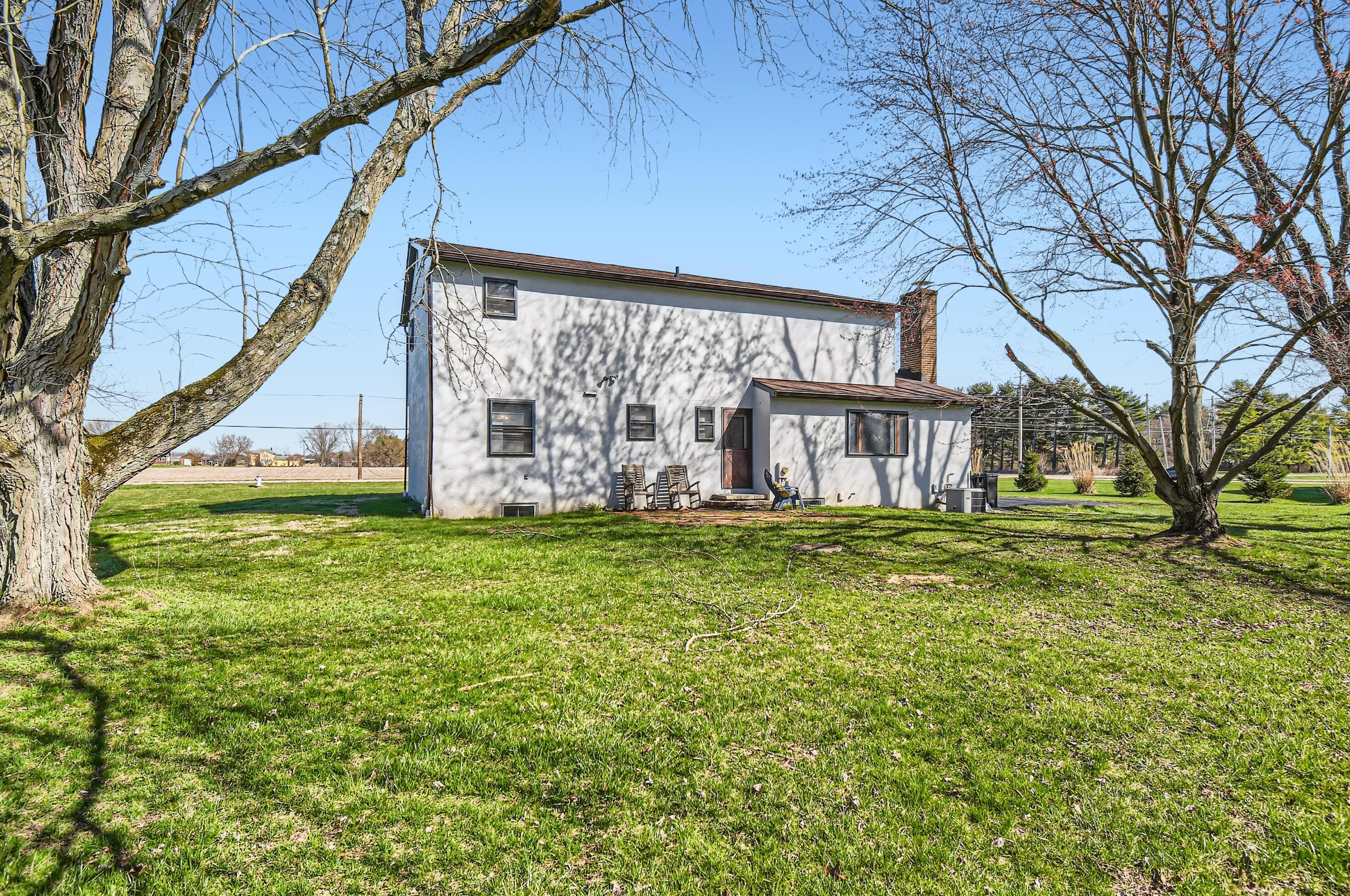 35 Busey Rd, Cnl Wnchstr OH  43110-9703 exterior