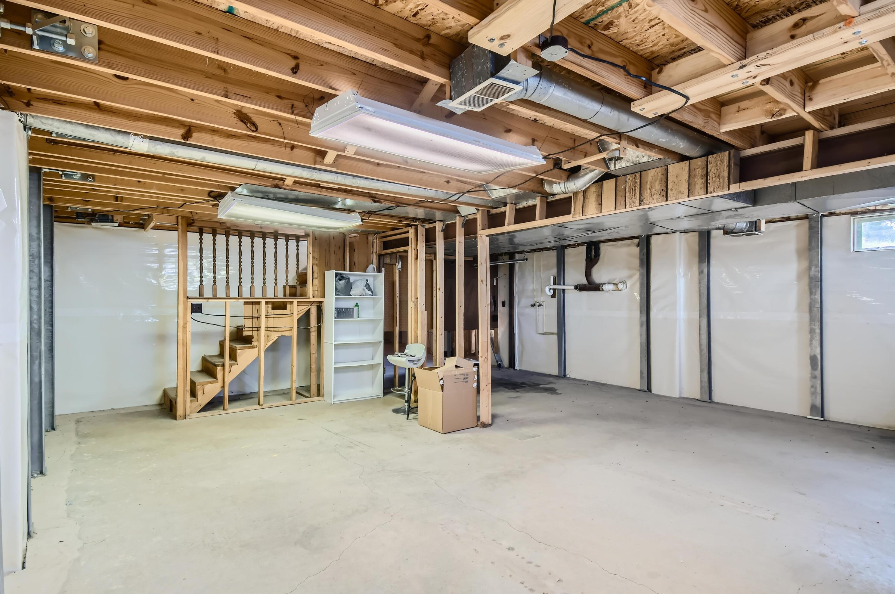 35 Busey Rd, Cnl Wnchstr OH  43110-9703 exterior