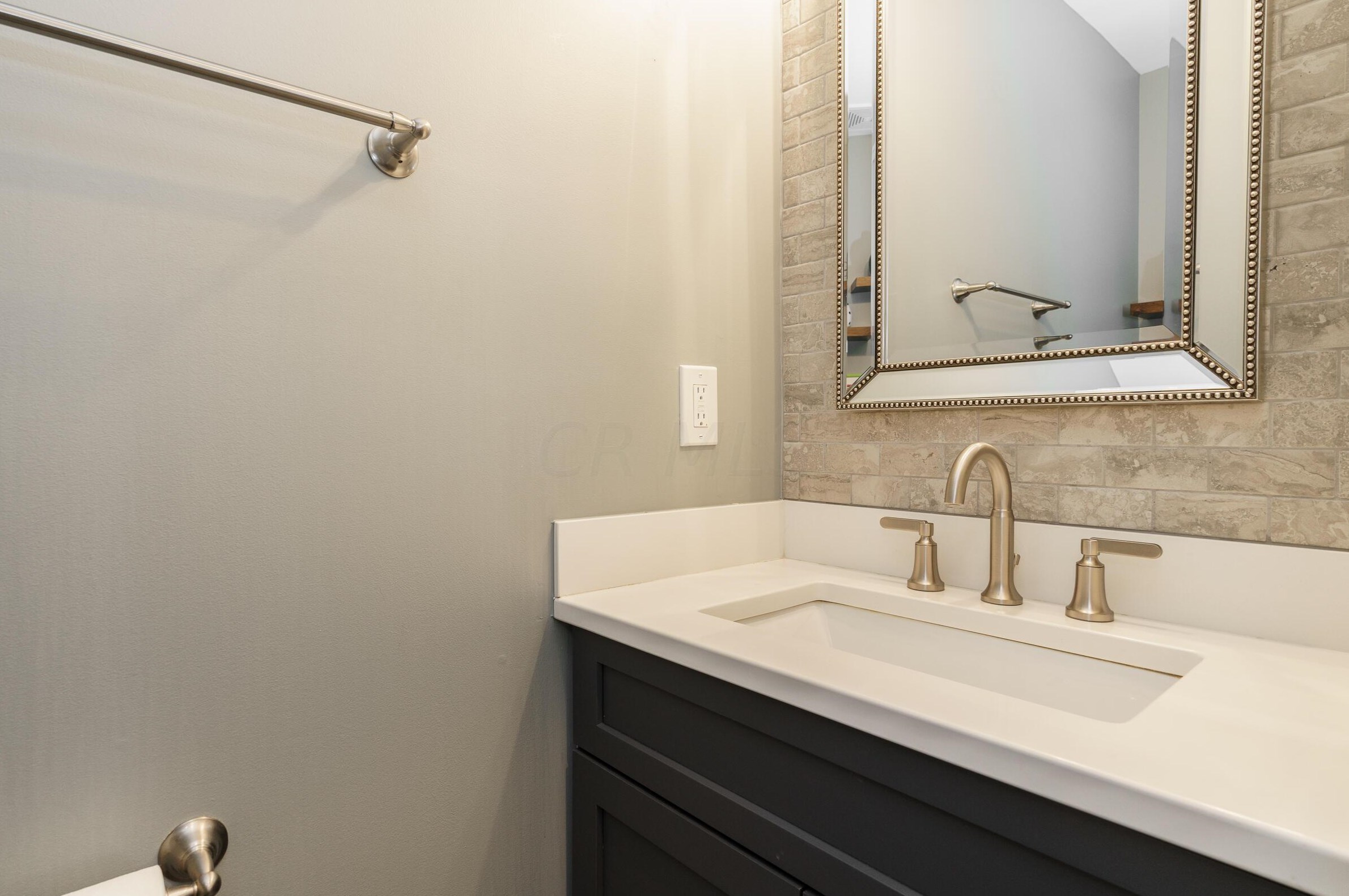 1533 Ida Ave, Columbus OH  43212 exterior