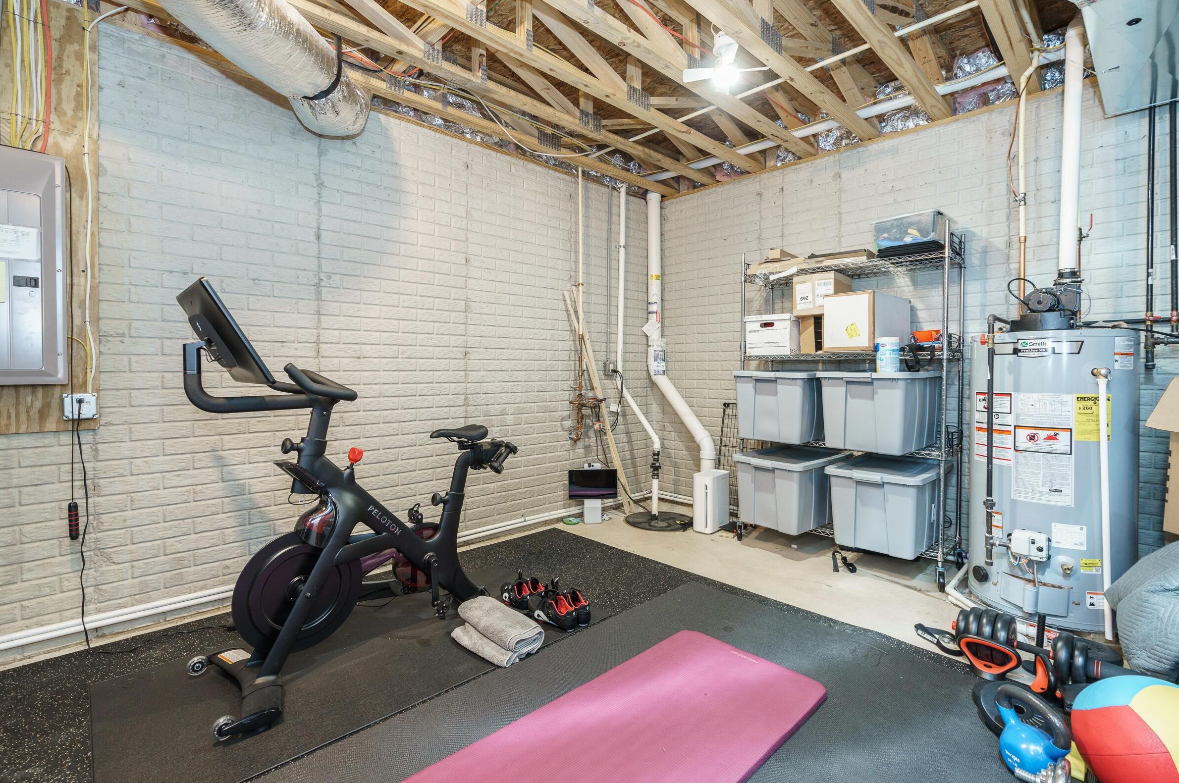 1533 Ida Ave, Columbus OH  43212 exterior