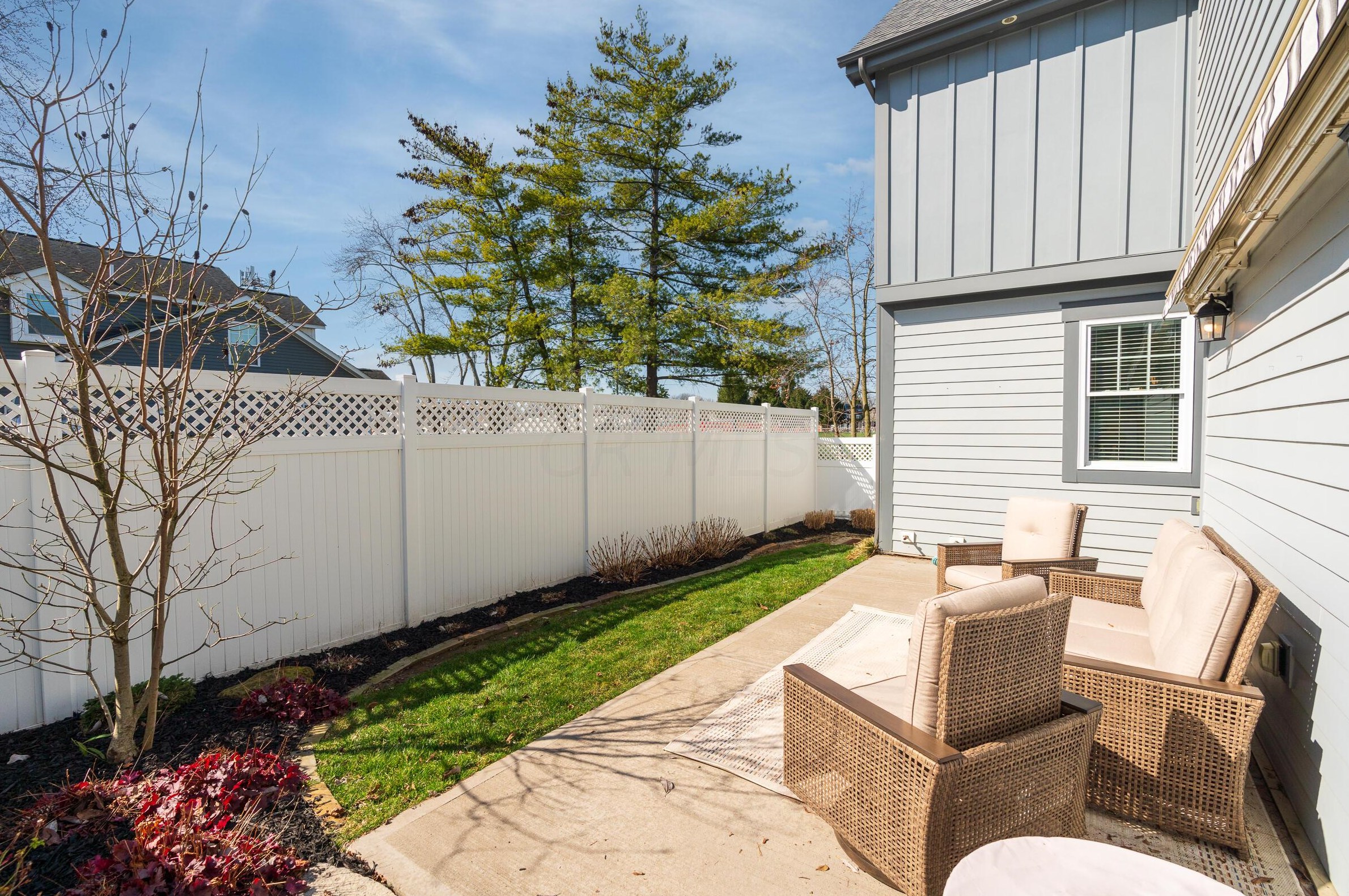 1533 Ida Ave, Columbus OH  43212 exterior