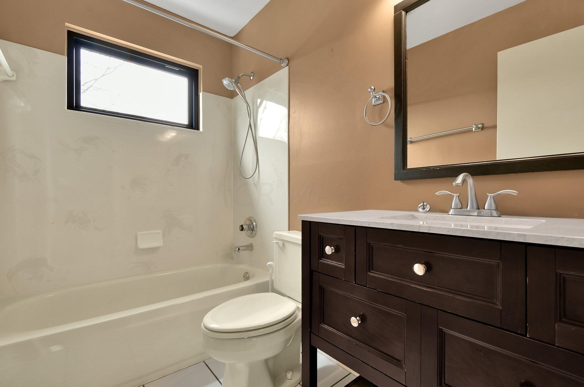 5581 Swingley Dr, Columbus OH  43230-6308 exterior