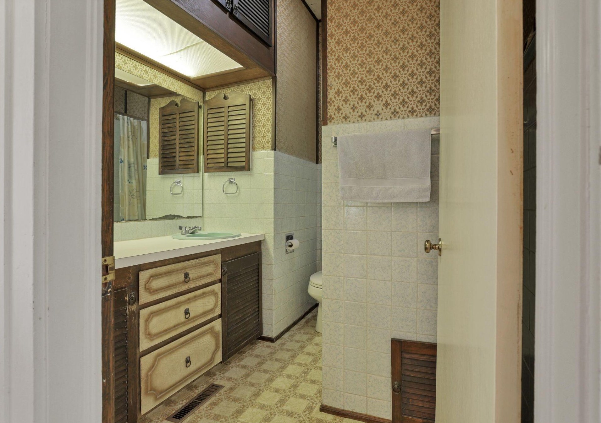 4001 National Rd, Hebron OH  43025-9547 exterior