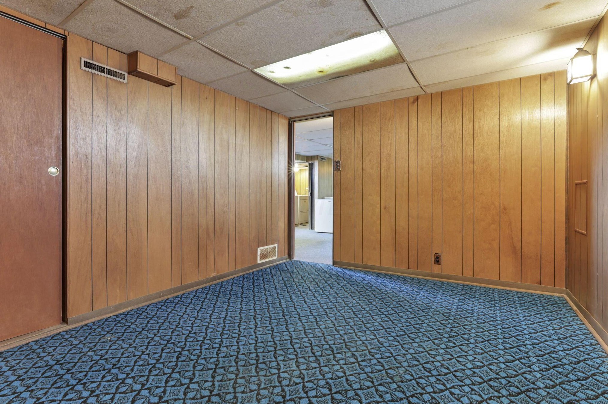 4001 National Rd, Hebron OH  43025-9547 exterior