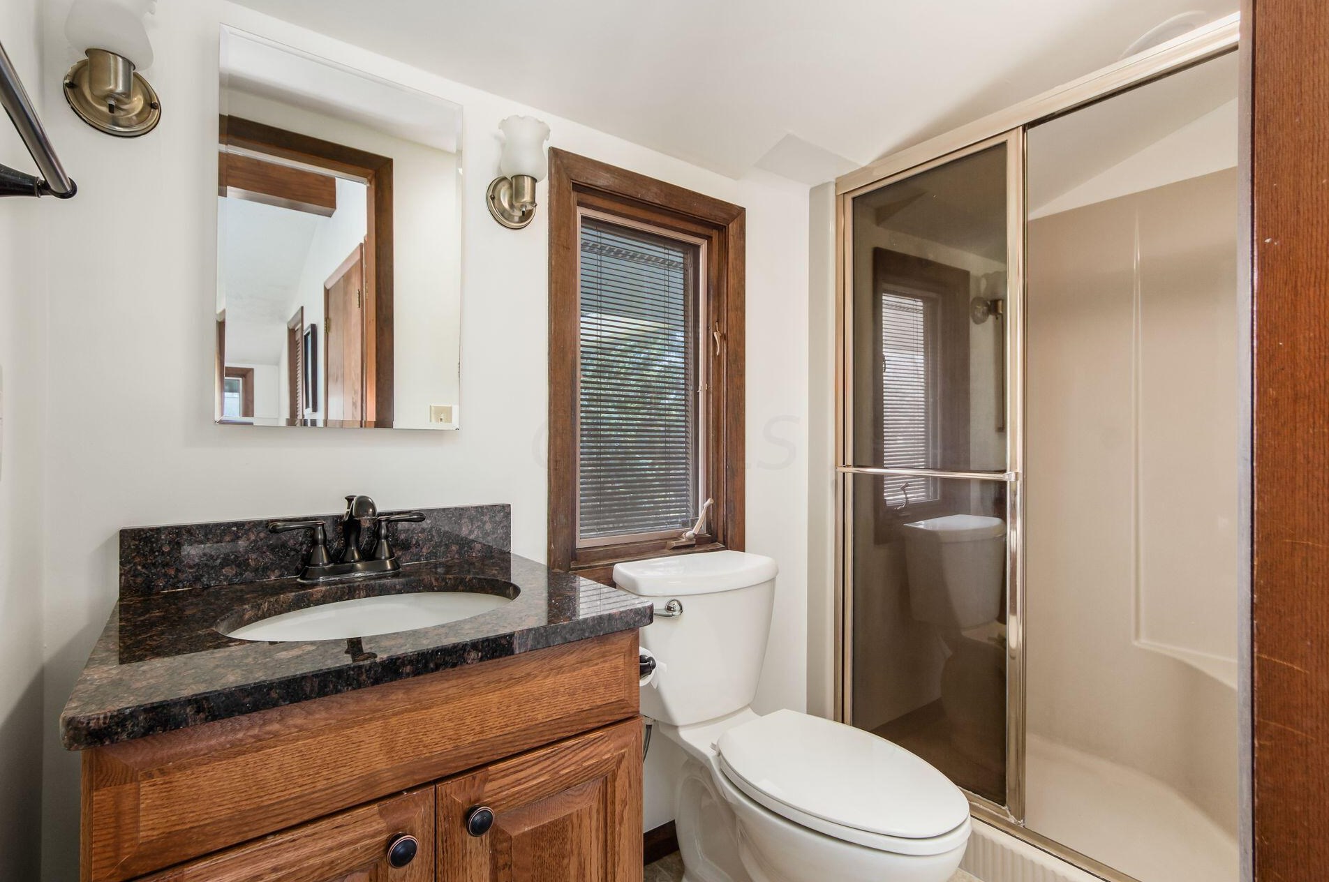 1858 Glenn Ave, Columbus OH 43212-1114 exterior