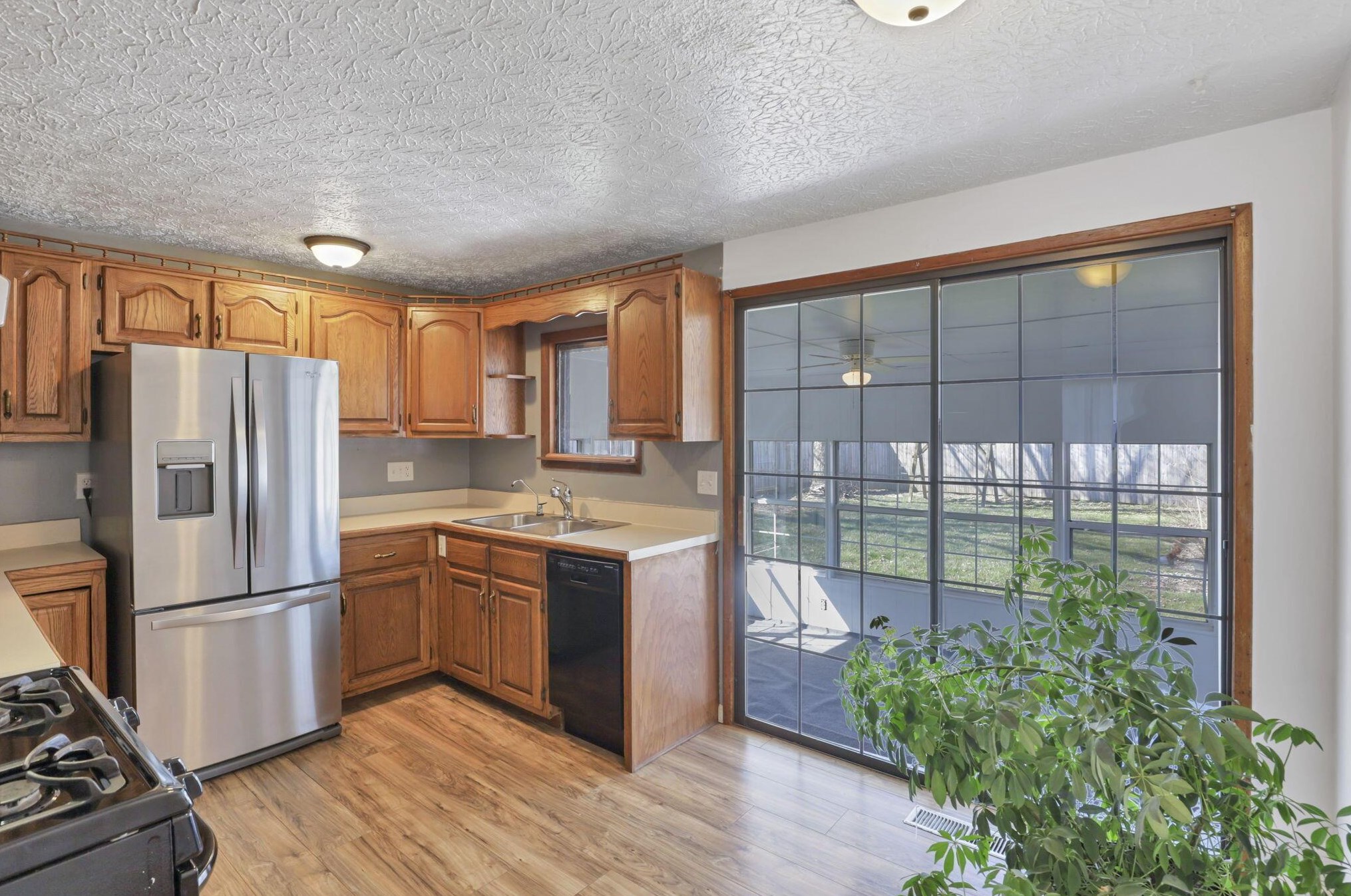 1791 Holw Run Dr, Columbus OH 43223-3413 exterior