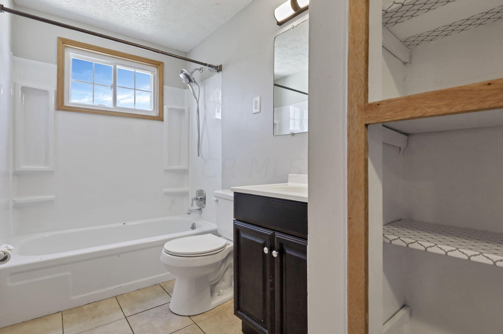 1791 Holw Run Dr, Columbus OH 43223-3413 exterior