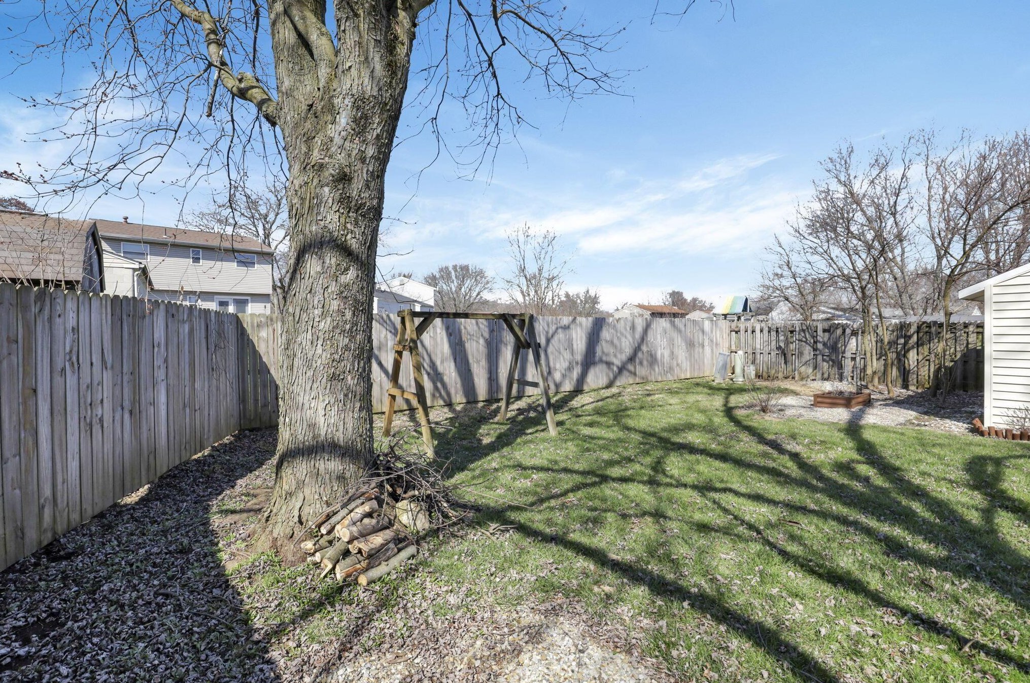 1791 Holw Run Dr, Columbus OH 43223-3413 exterior