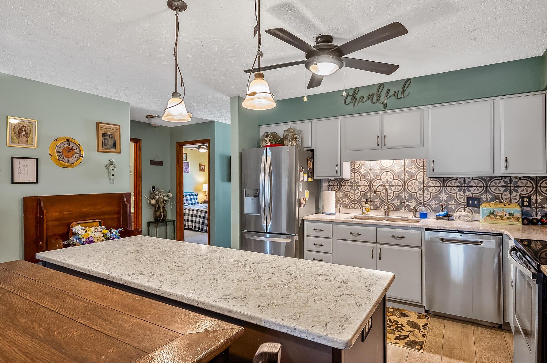 580 Executive Blvd, Delaware OH  43015-1159 exterior