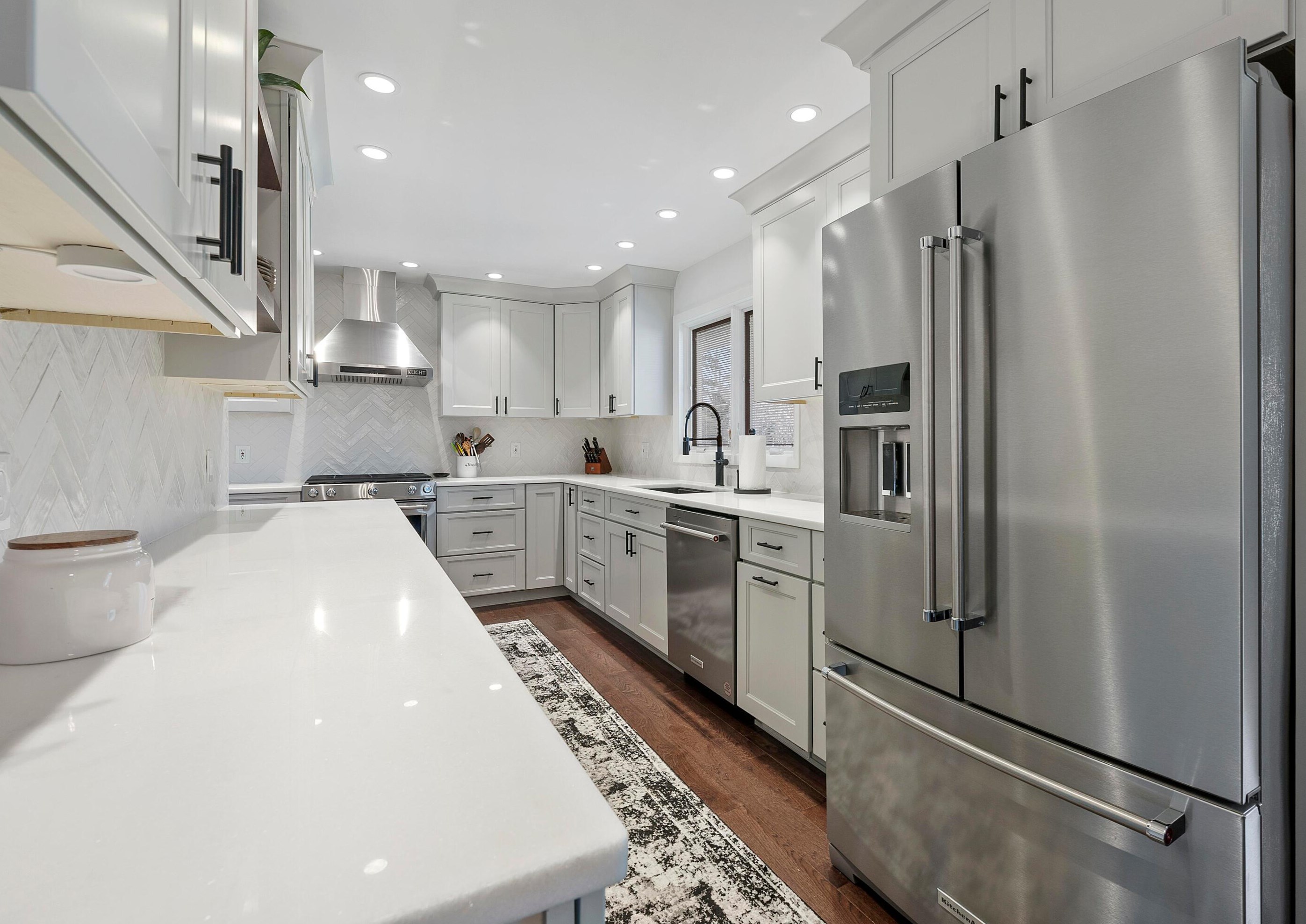 1428 Trentwood Rd, Columbus OH  43221-2230 exterior