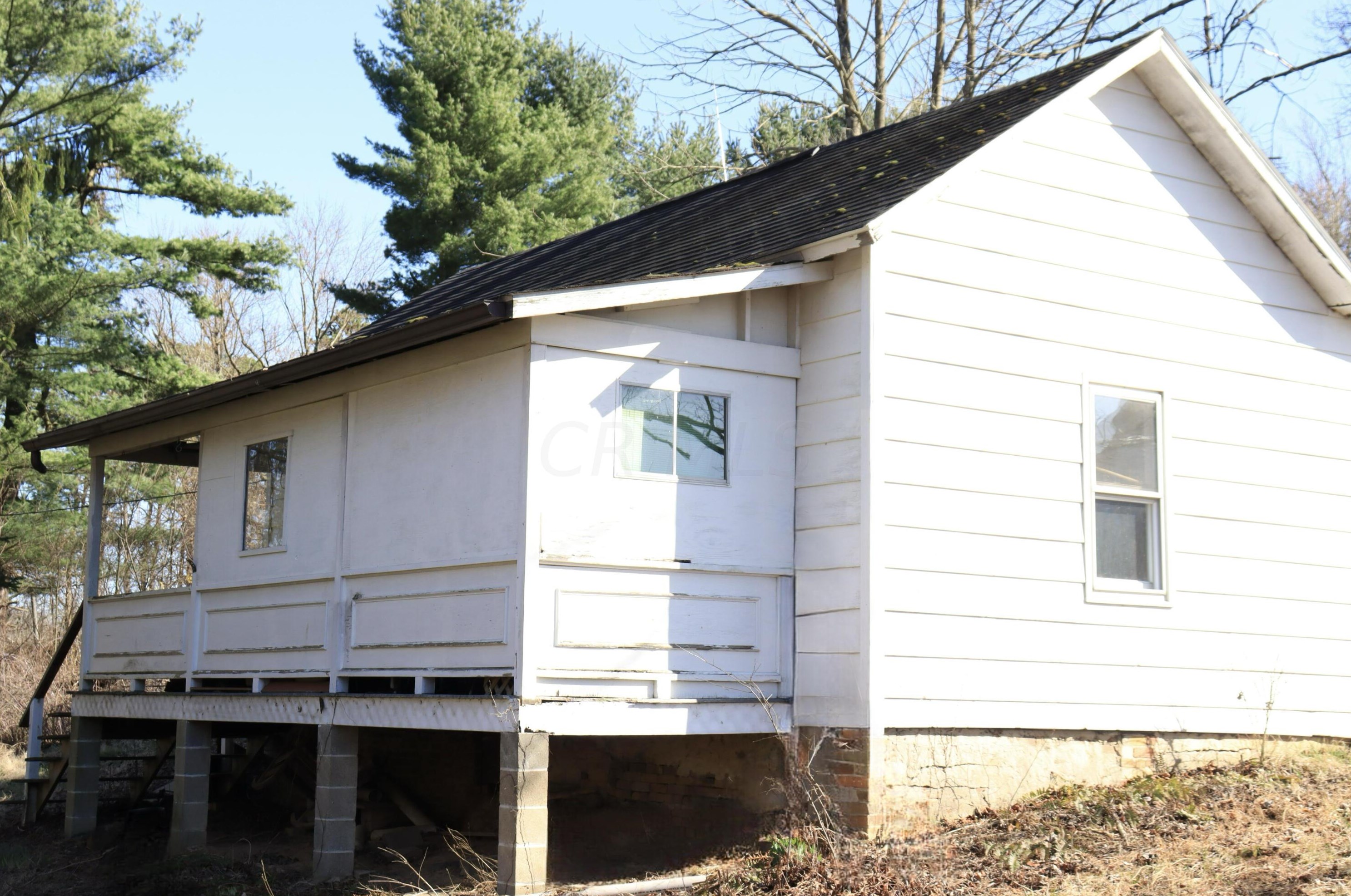 9948 Salem Hollow Rd, New Straitsville OH  43766-9739 exterior