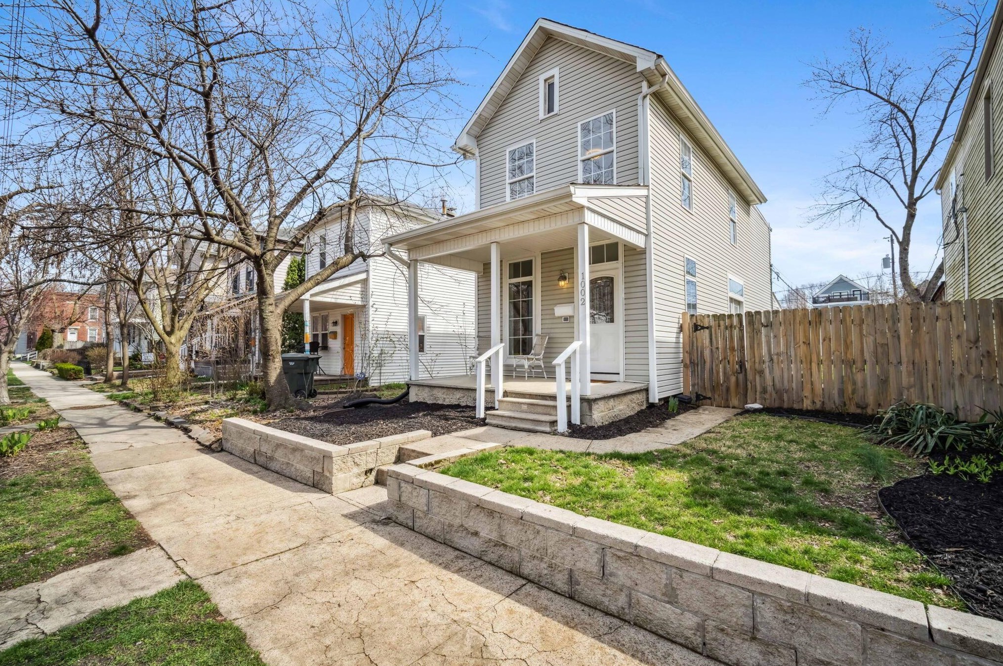 1002 Michigan Ave, Columbus OH  43201-3331 exterior