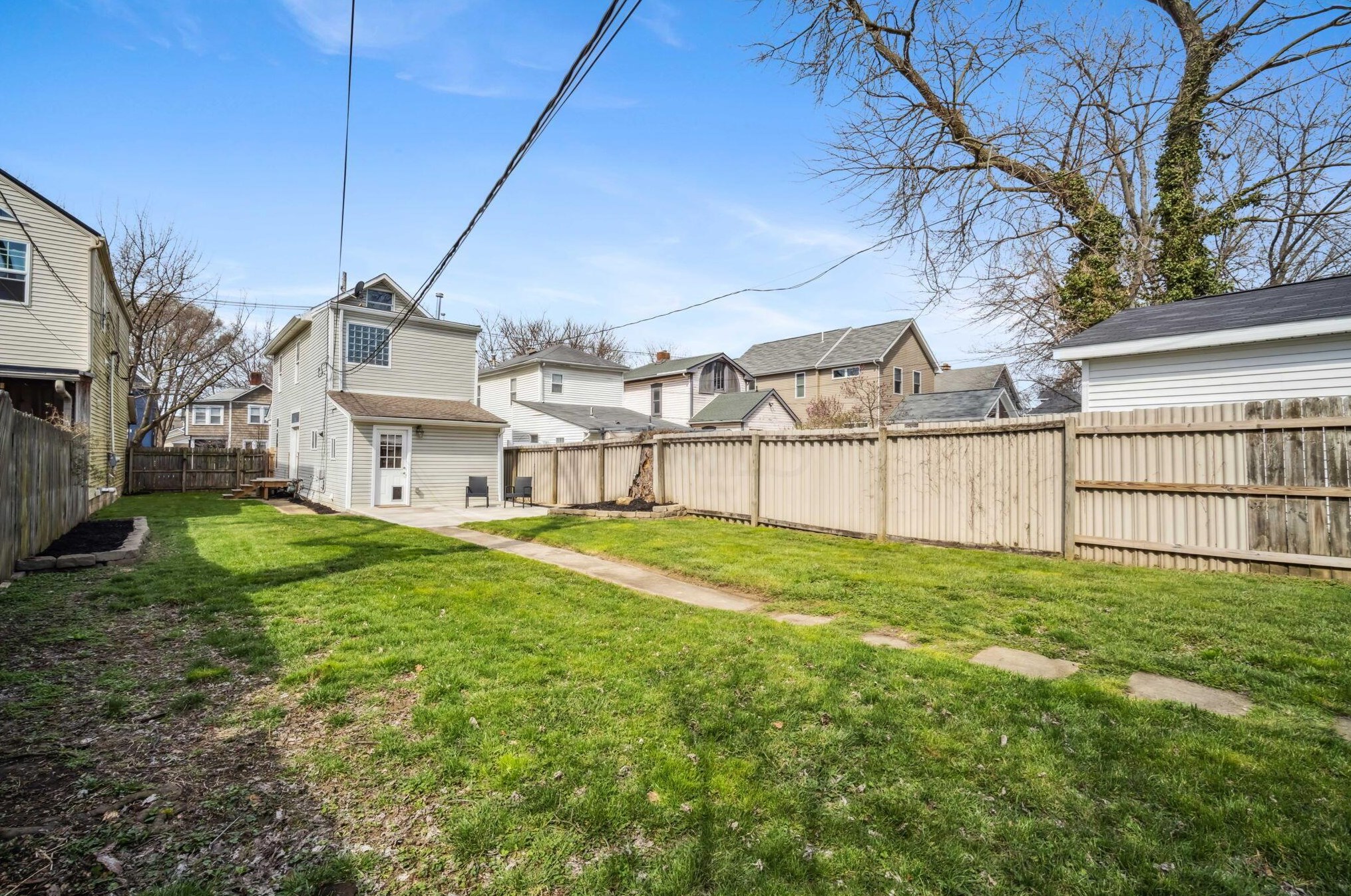 1002 Michigan Ave, Columbus OH  43201-3331 exterior